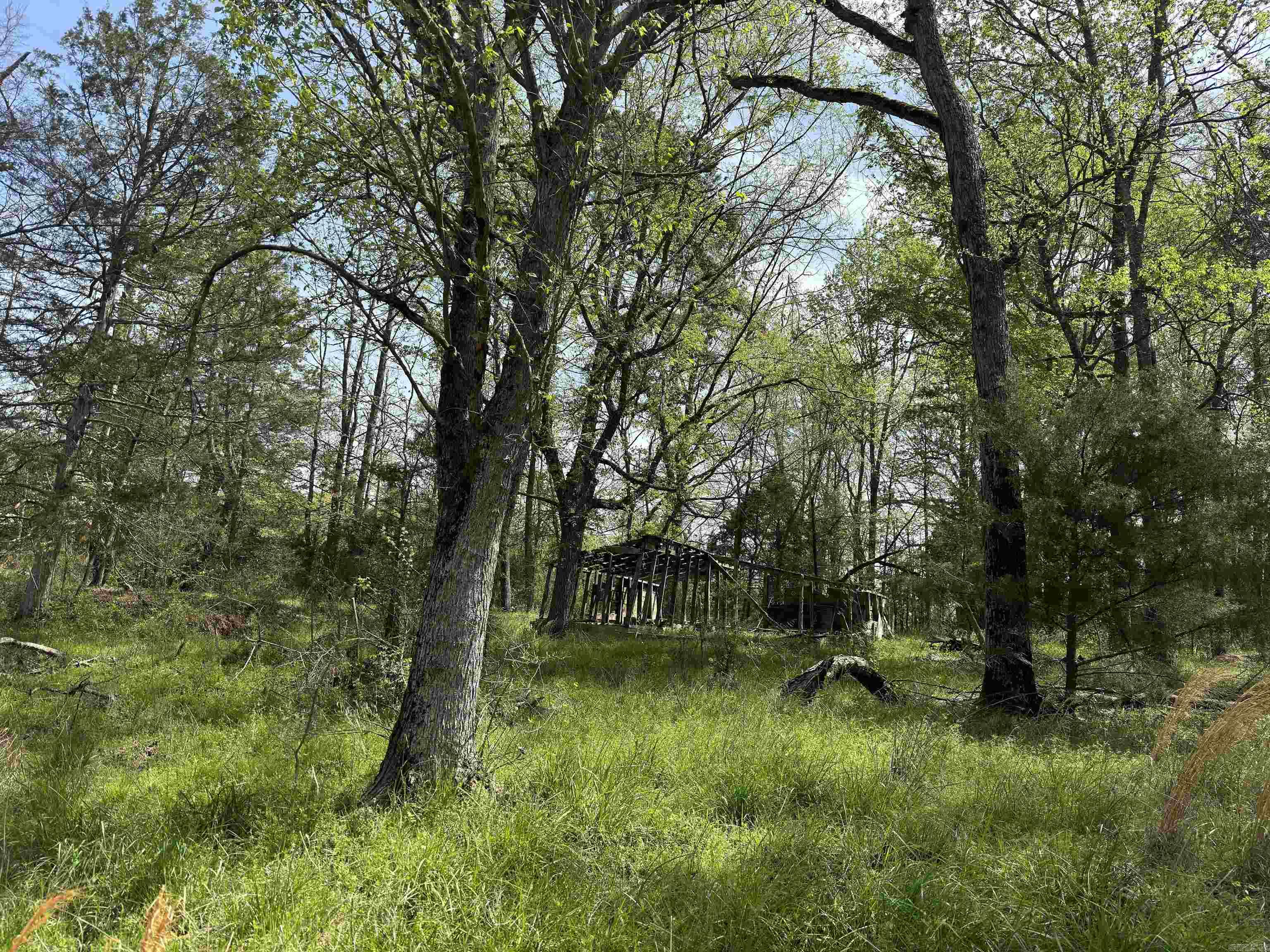 Metes & Bounds - Land