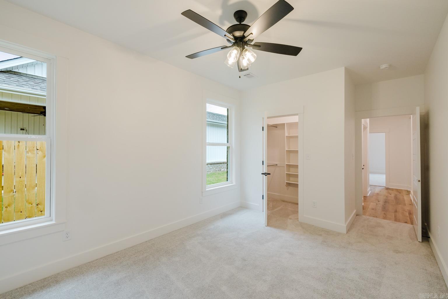 CREEKSIDE - Residential