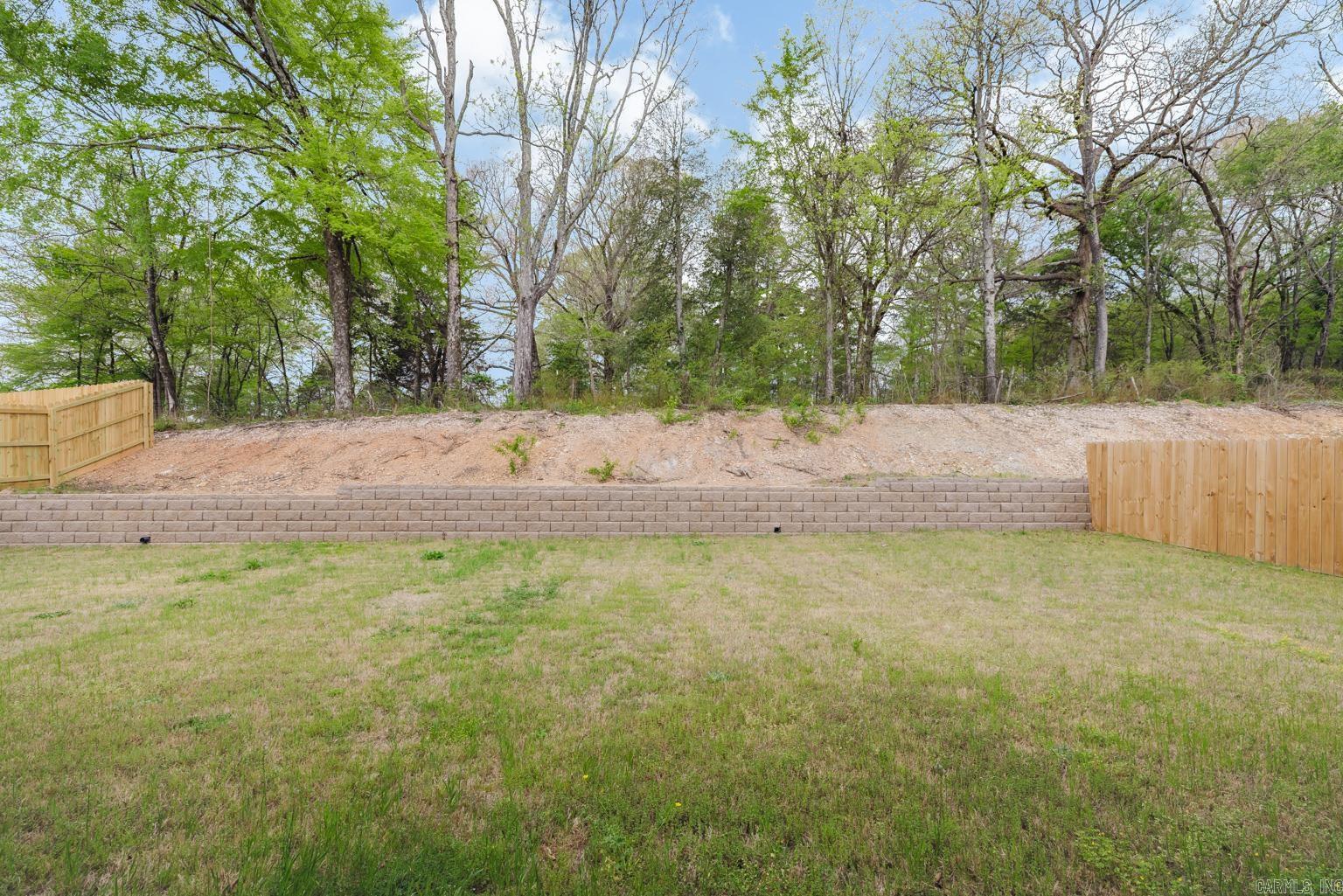 CREEKSIDE - Residential