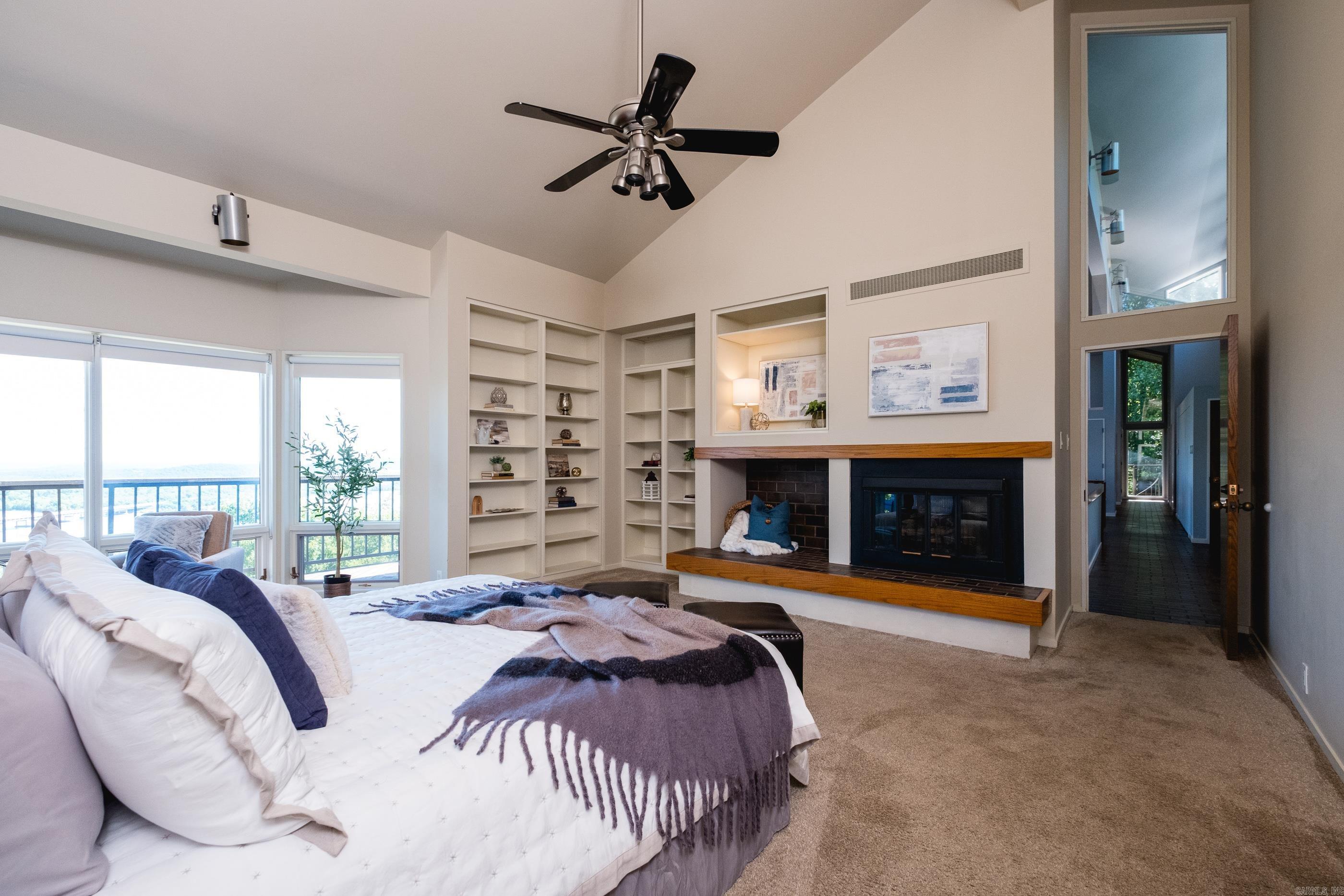 RIVER RIDGE - Residential