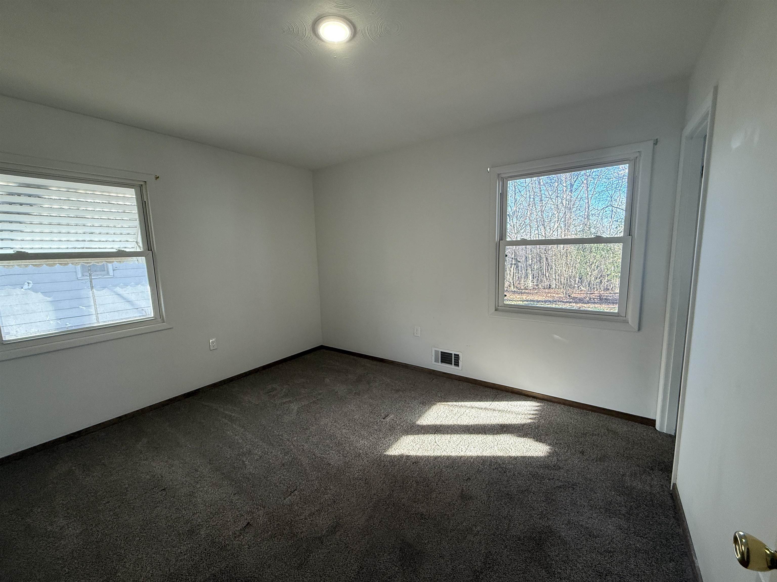 Hiawatha 3rd - Residential Lease