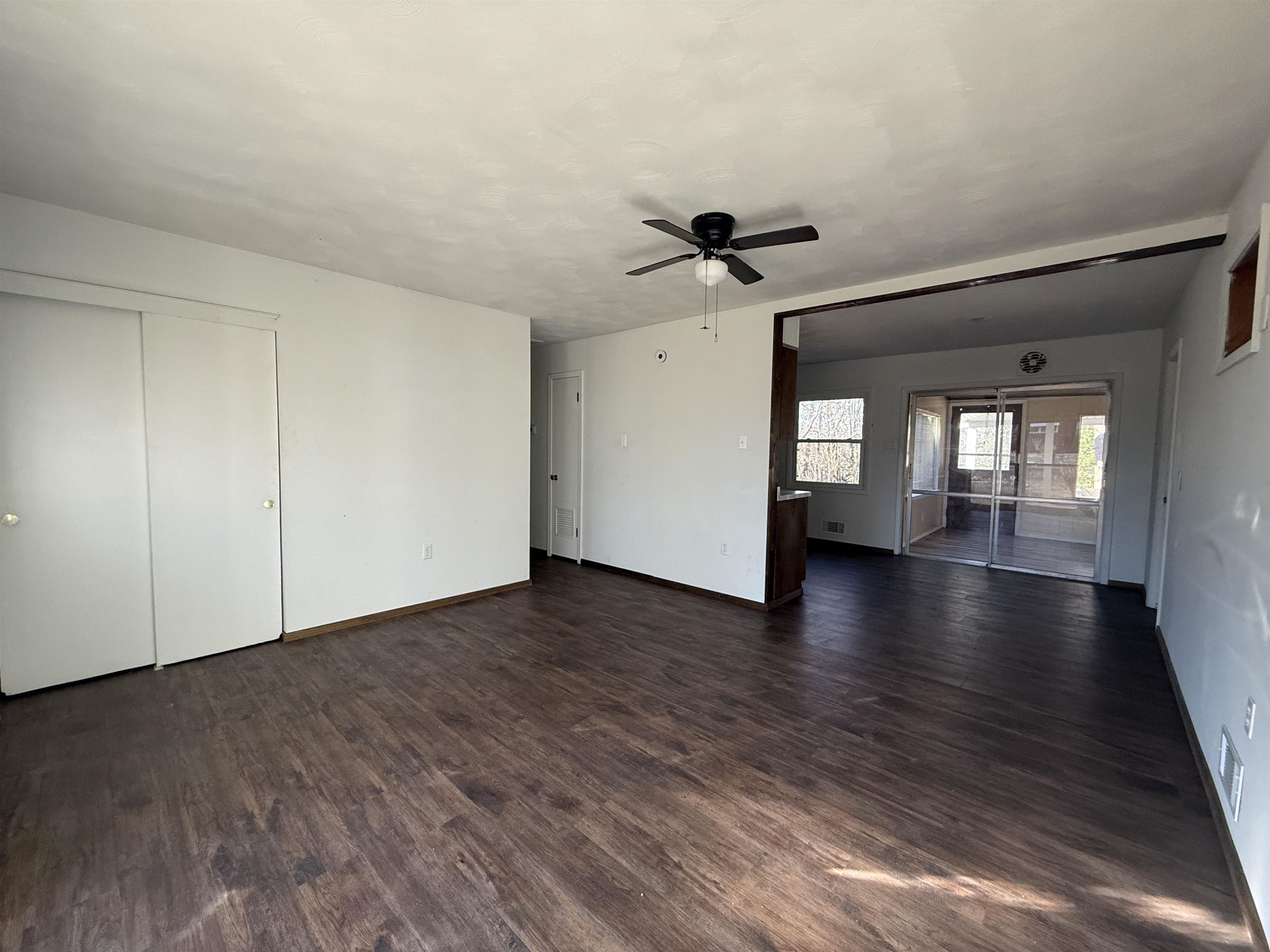 Hiawatha 3rd - Residential Lease