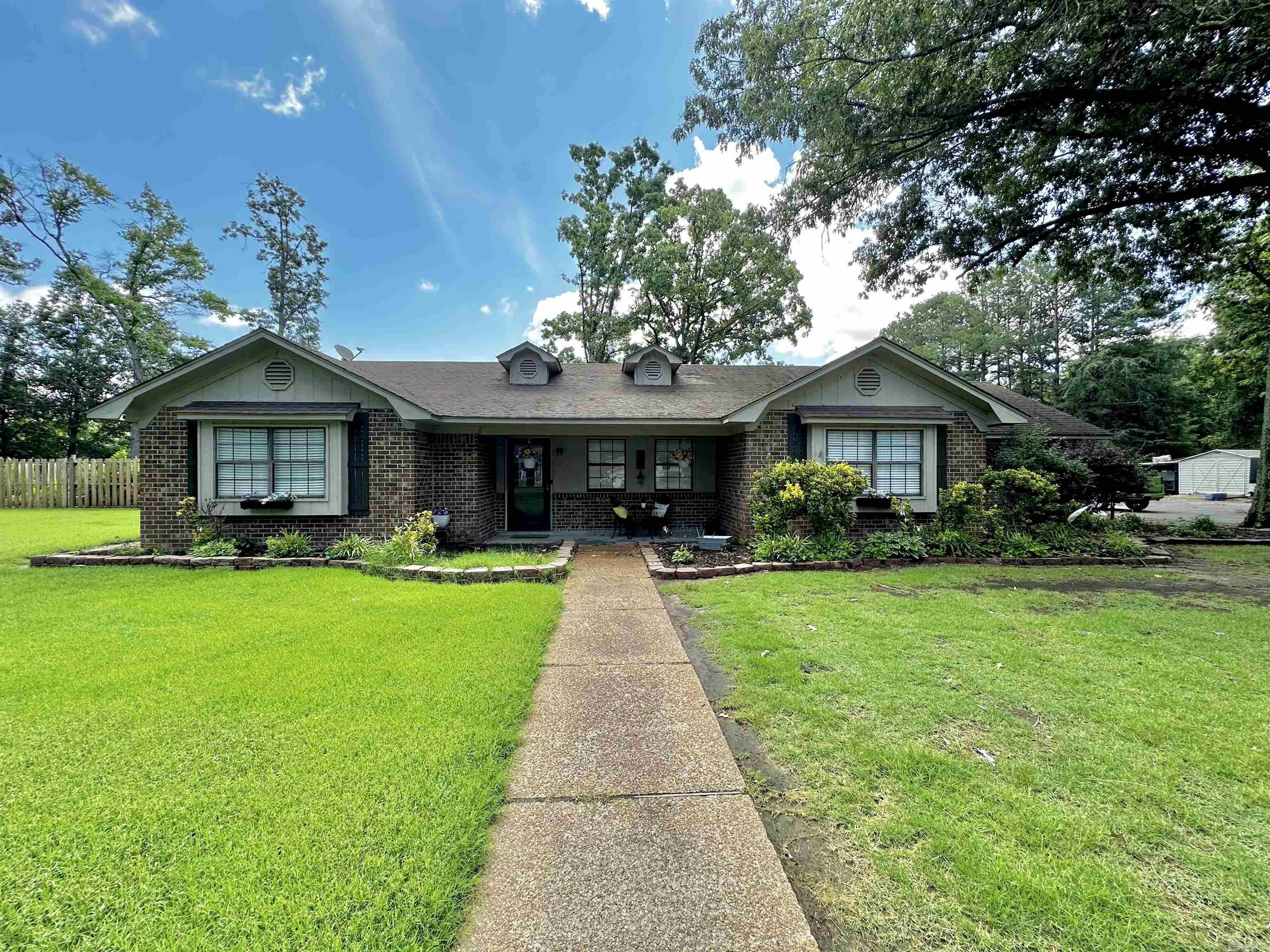 View Lonoke, AR 72086 house