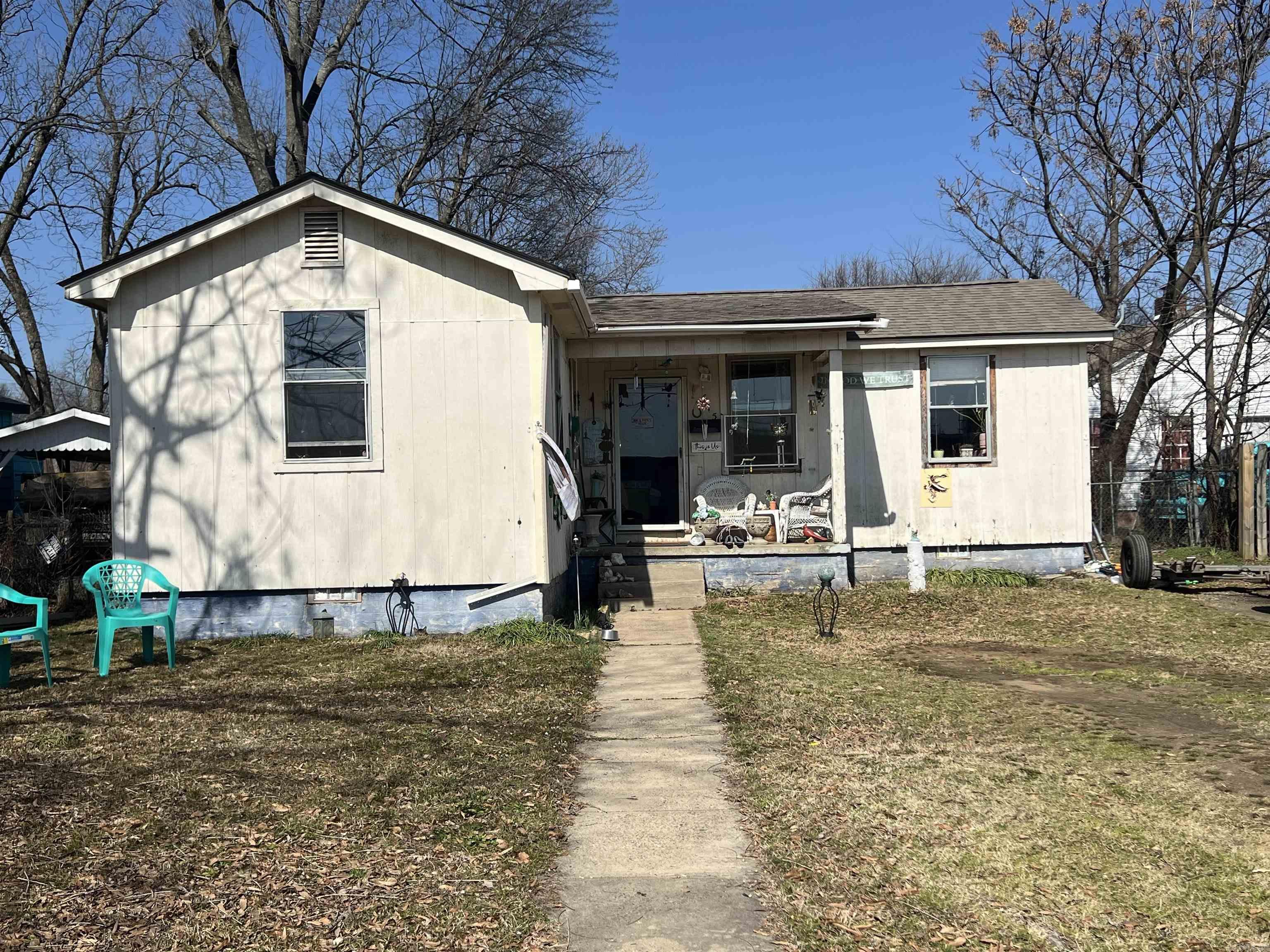 Great investment property! Being sold as-is.