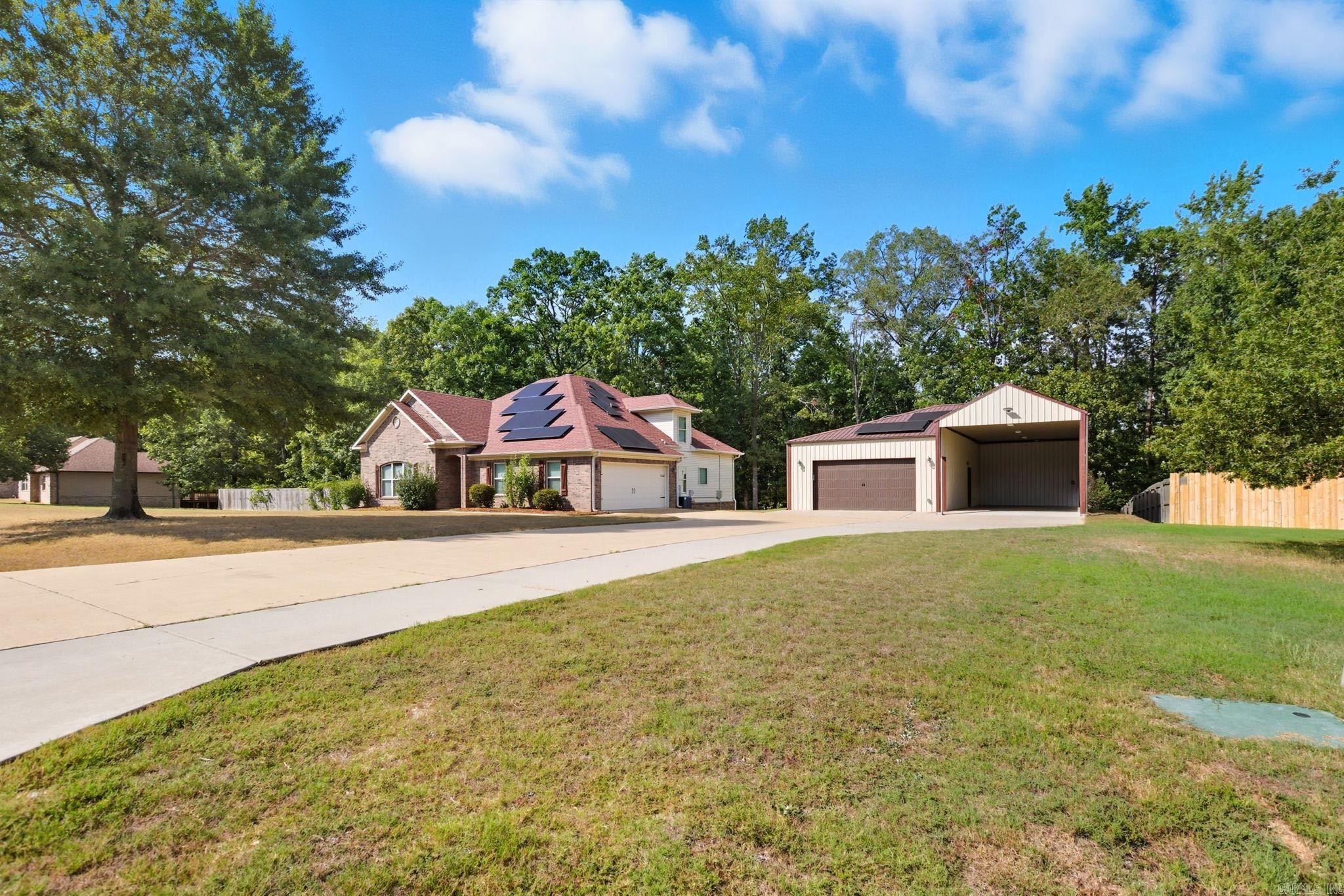 HICKORY NUT RIDGE - Residential