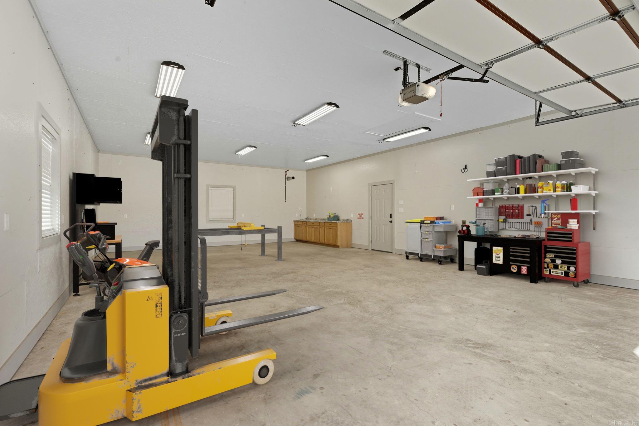 HICKORY NUT RIDGE - Residential