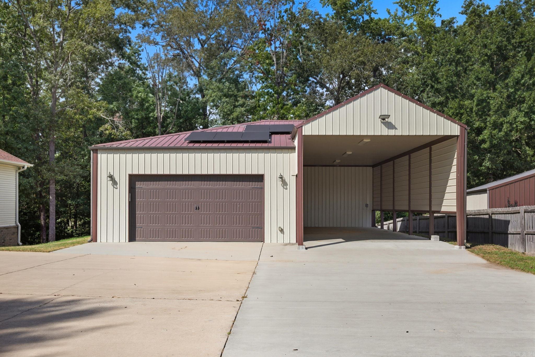 HICKORY NUT RIDGE - Residential