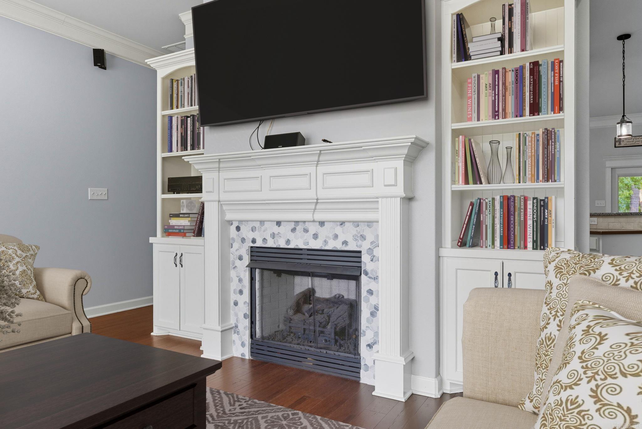 HICKORY NUT RIDGE - Residential