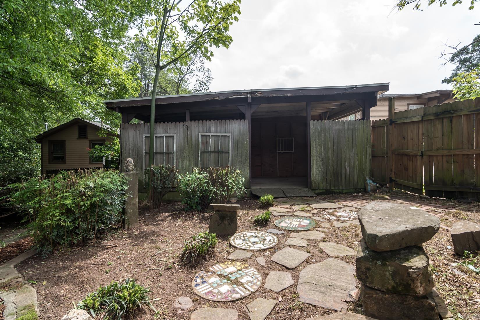 YOUNGS PARK - Residential