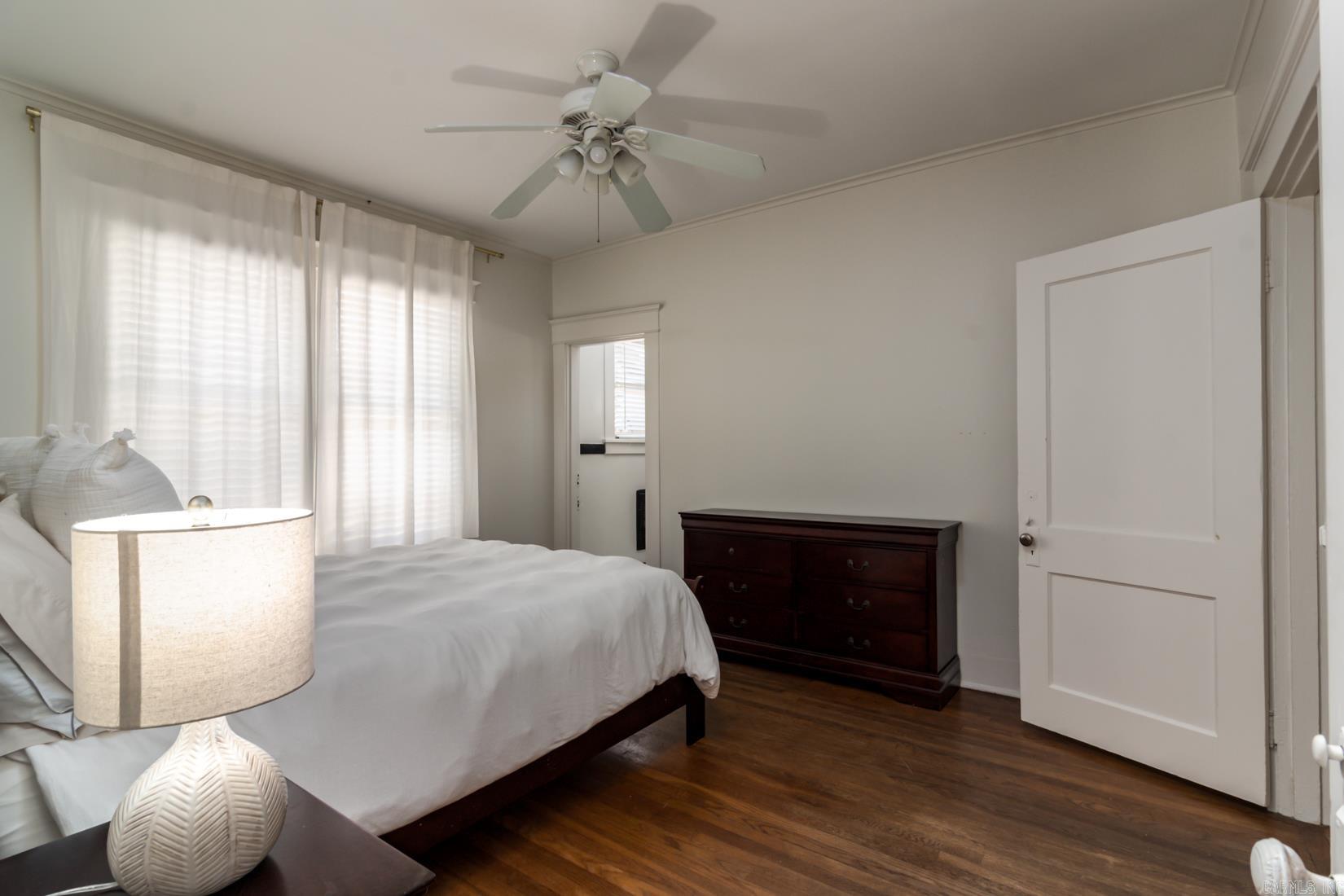 YOUNGS PARK - Residential