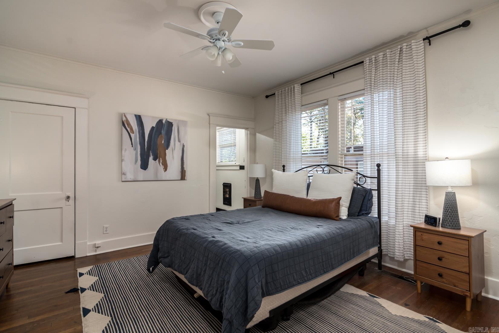 YOUNGS PARK - Residential