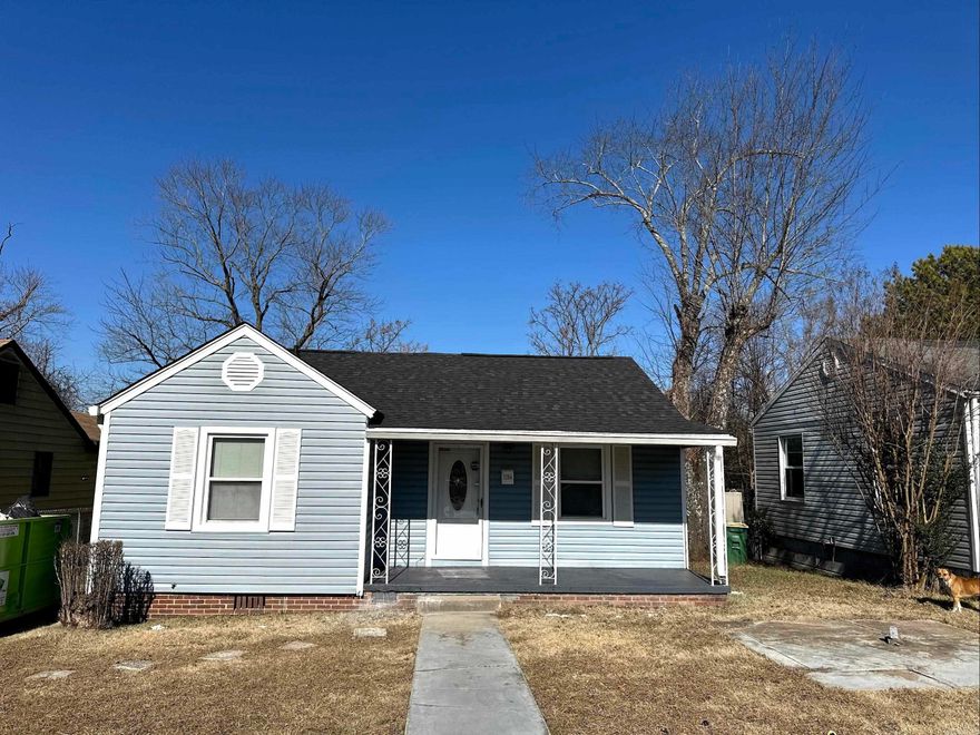 Beautifully Renovated 3 Bed, 1 Bath Home This charming 3-bedroom, 1-bath home has been thoughtfully renovated and is move-in ready. Enjoy brand-new flooring throughout, fresh interior paint, updated countertops, and so much more. The updates blend modern touches with comfortable living, making it a perfect fit for first-time buyers, small families, or anyone looking to downsize without sacrificing style. Don’t miss your chance to rent this refreshed and inviting home!