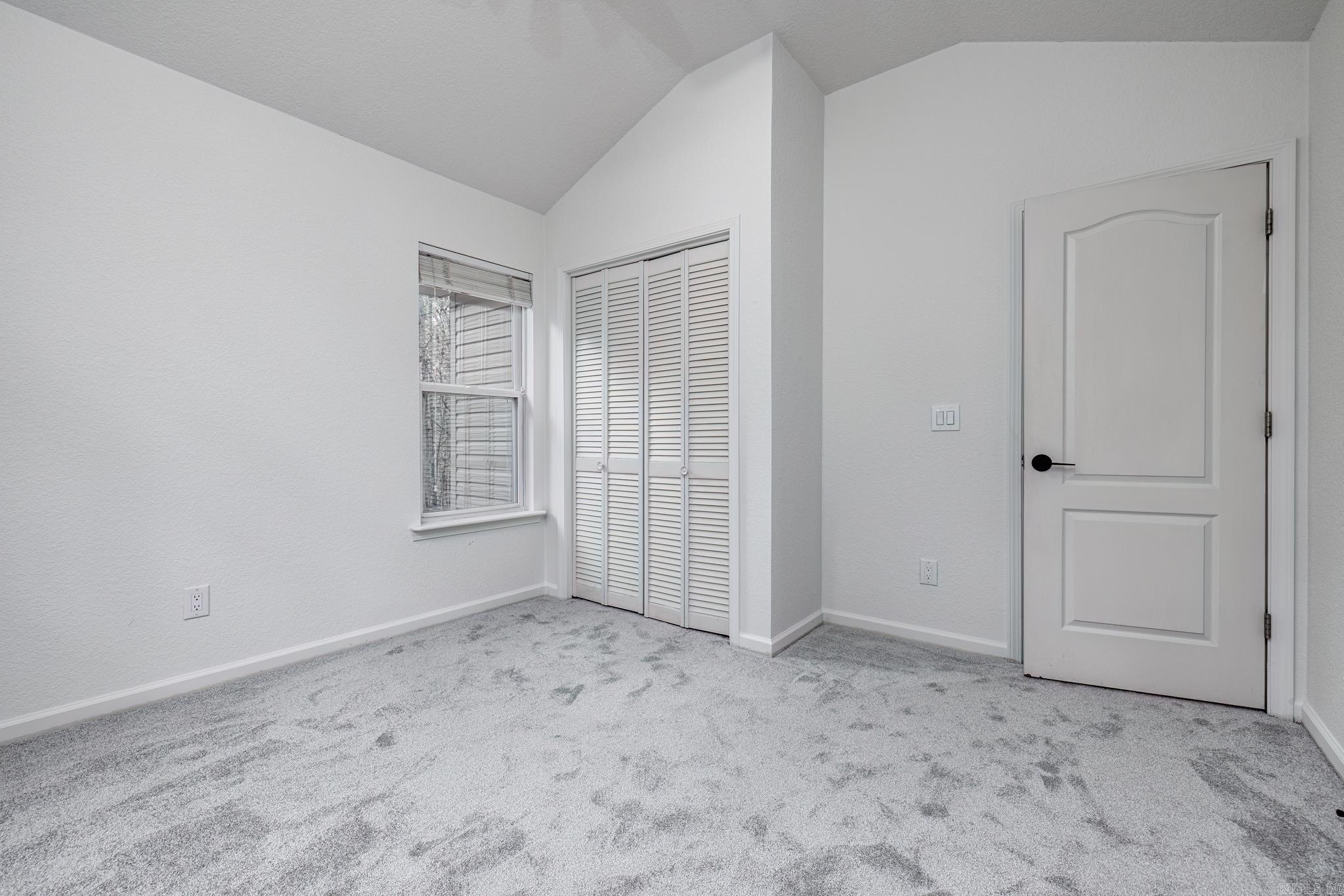 CALDERON - Residential