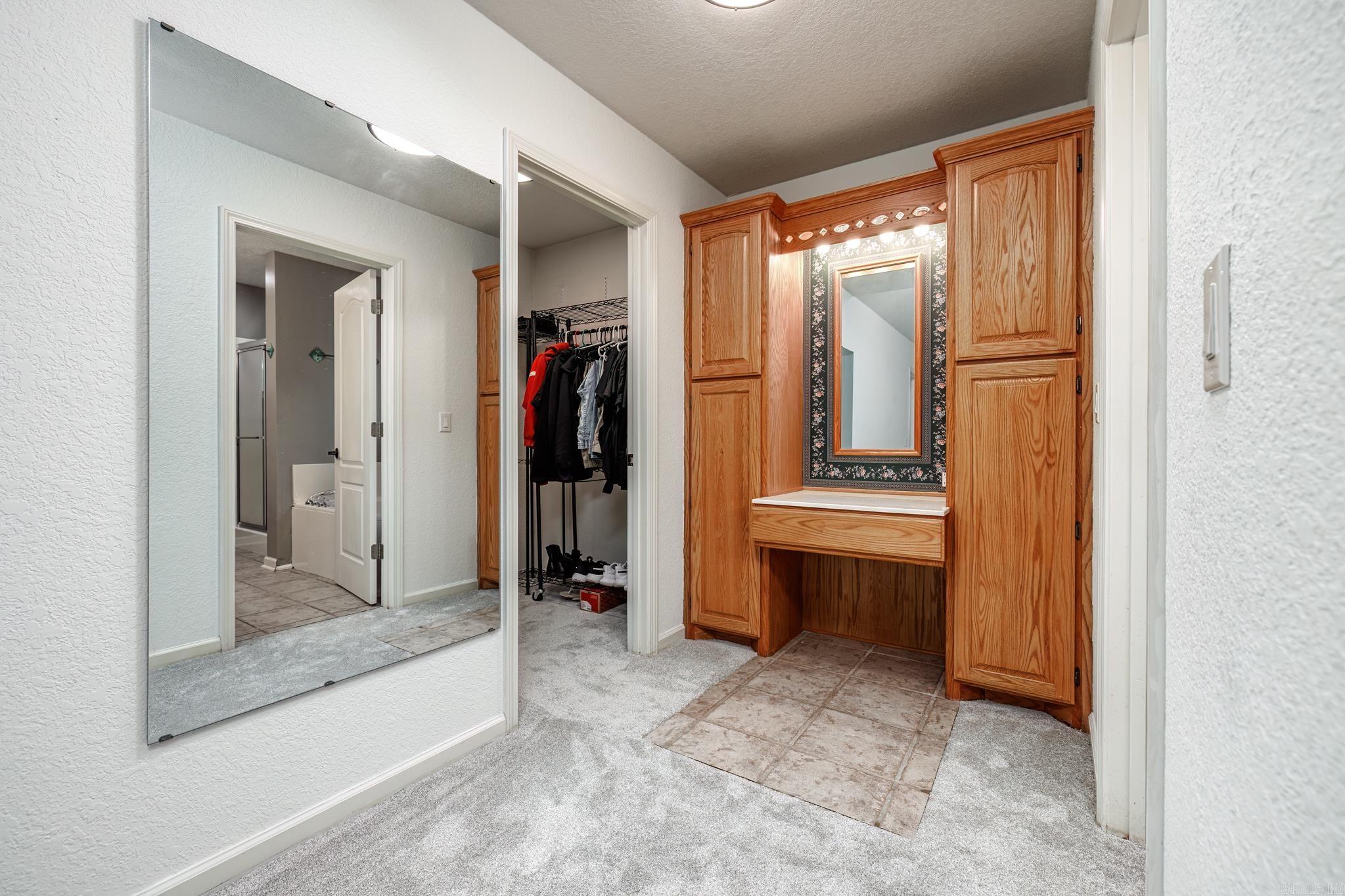 CALDERON - Residential