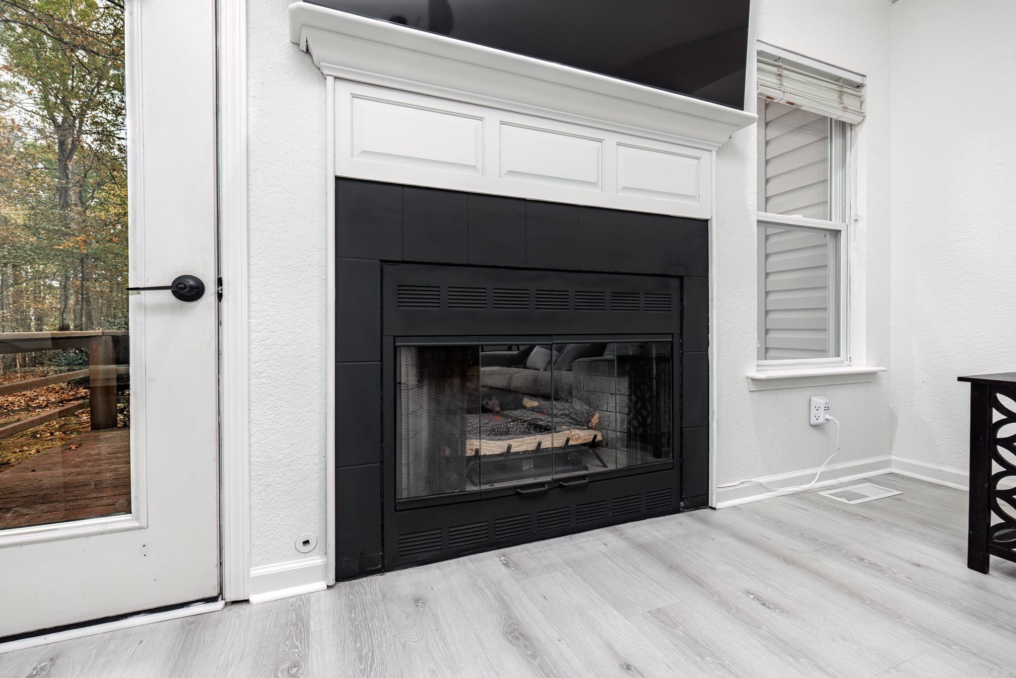 CALDERON - Residential