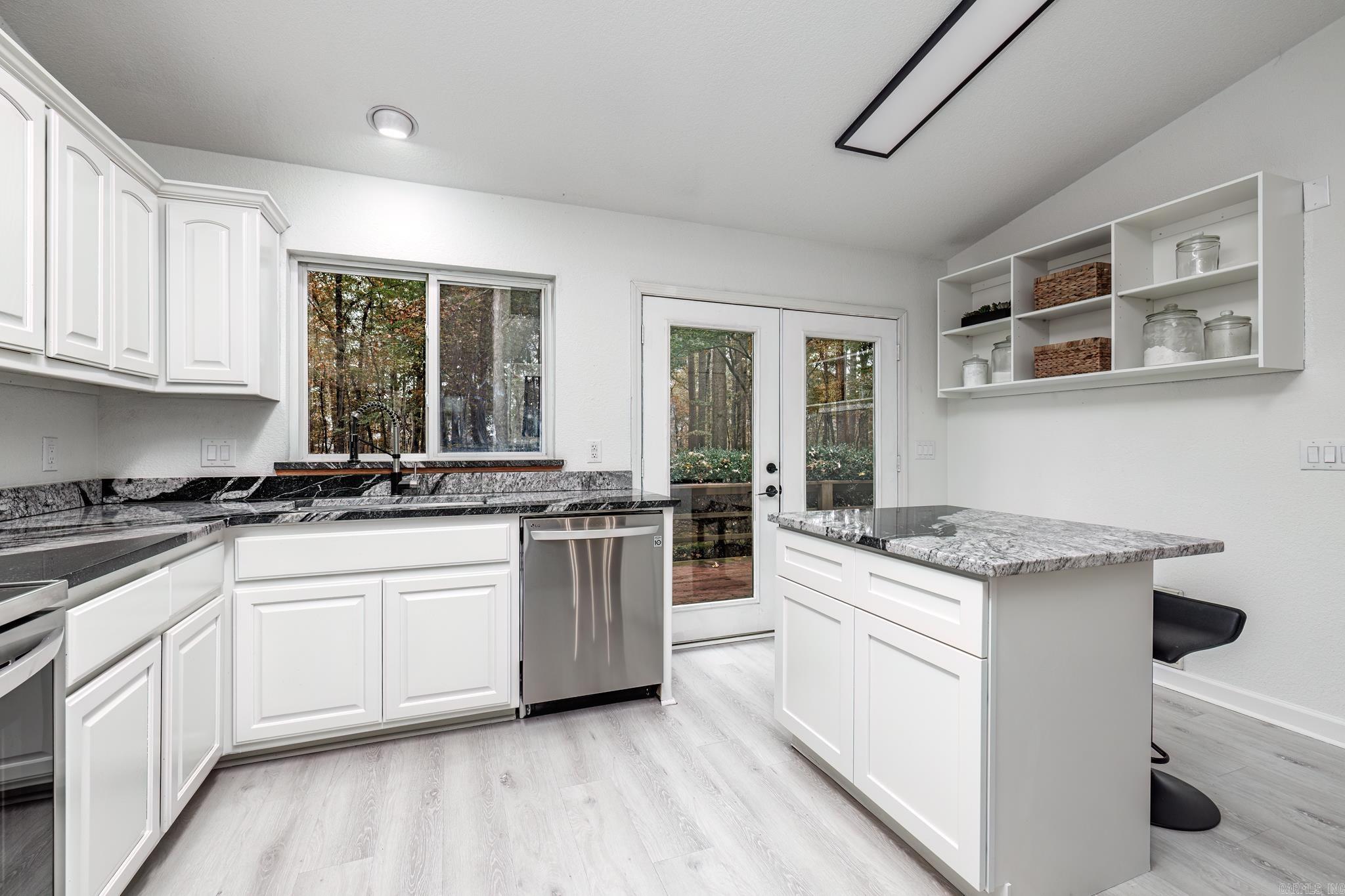 CALDERON - Residential