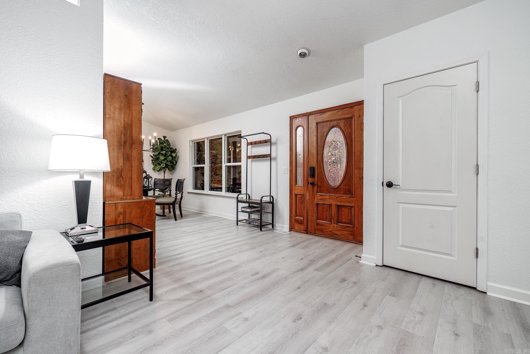 CALDERON - Residential