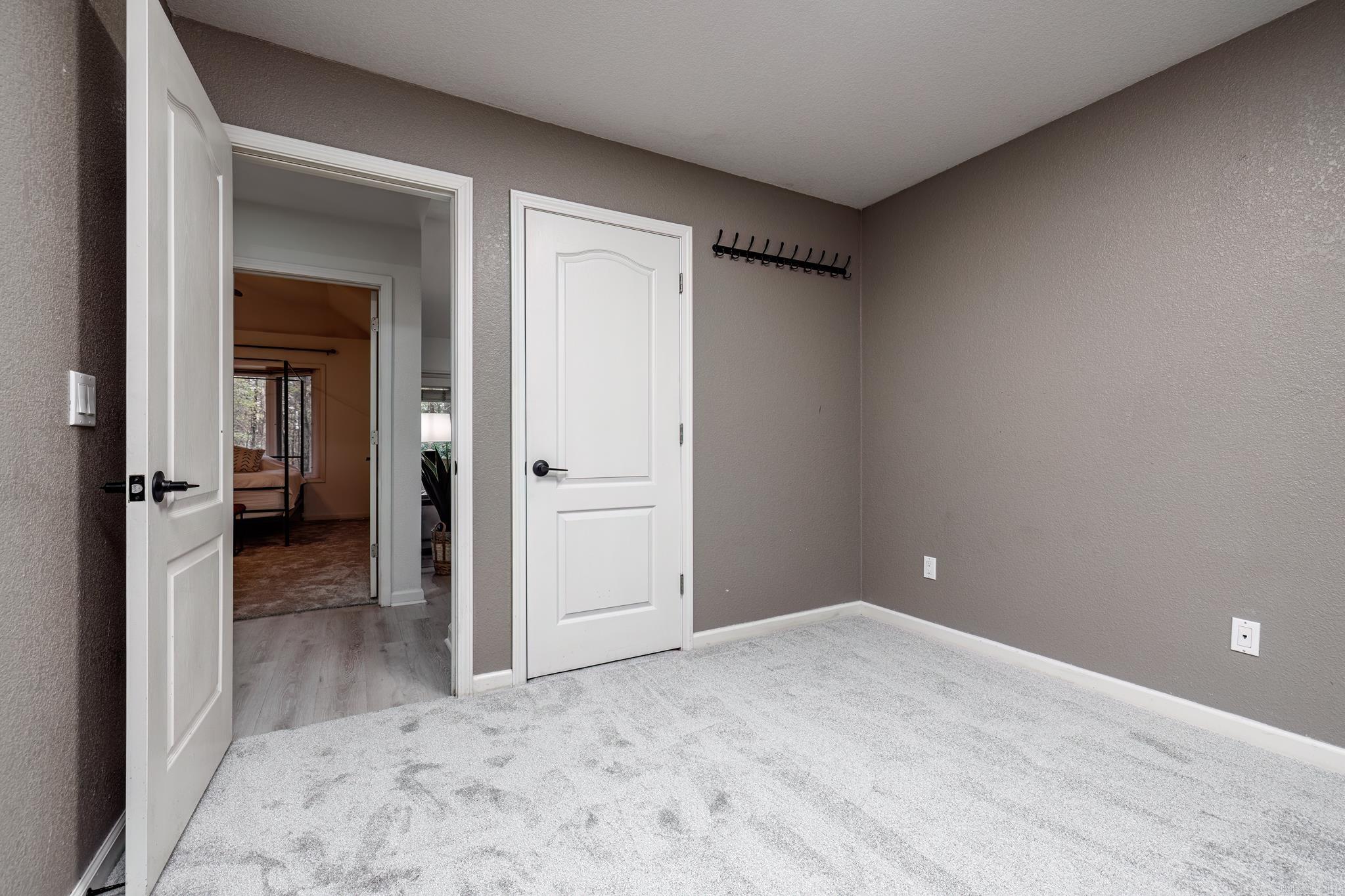 CALDERON - Residential