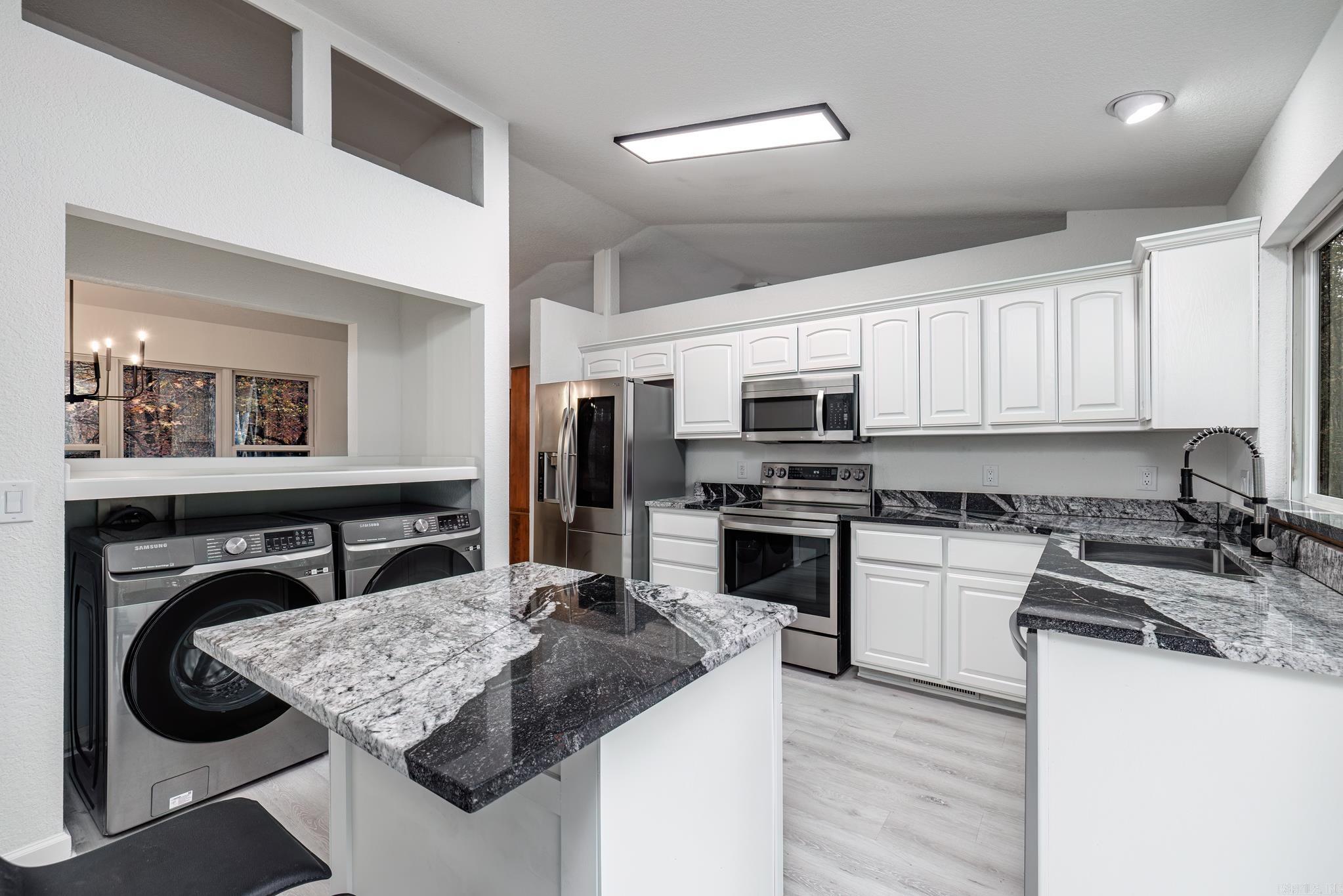 CALDERON - Residential