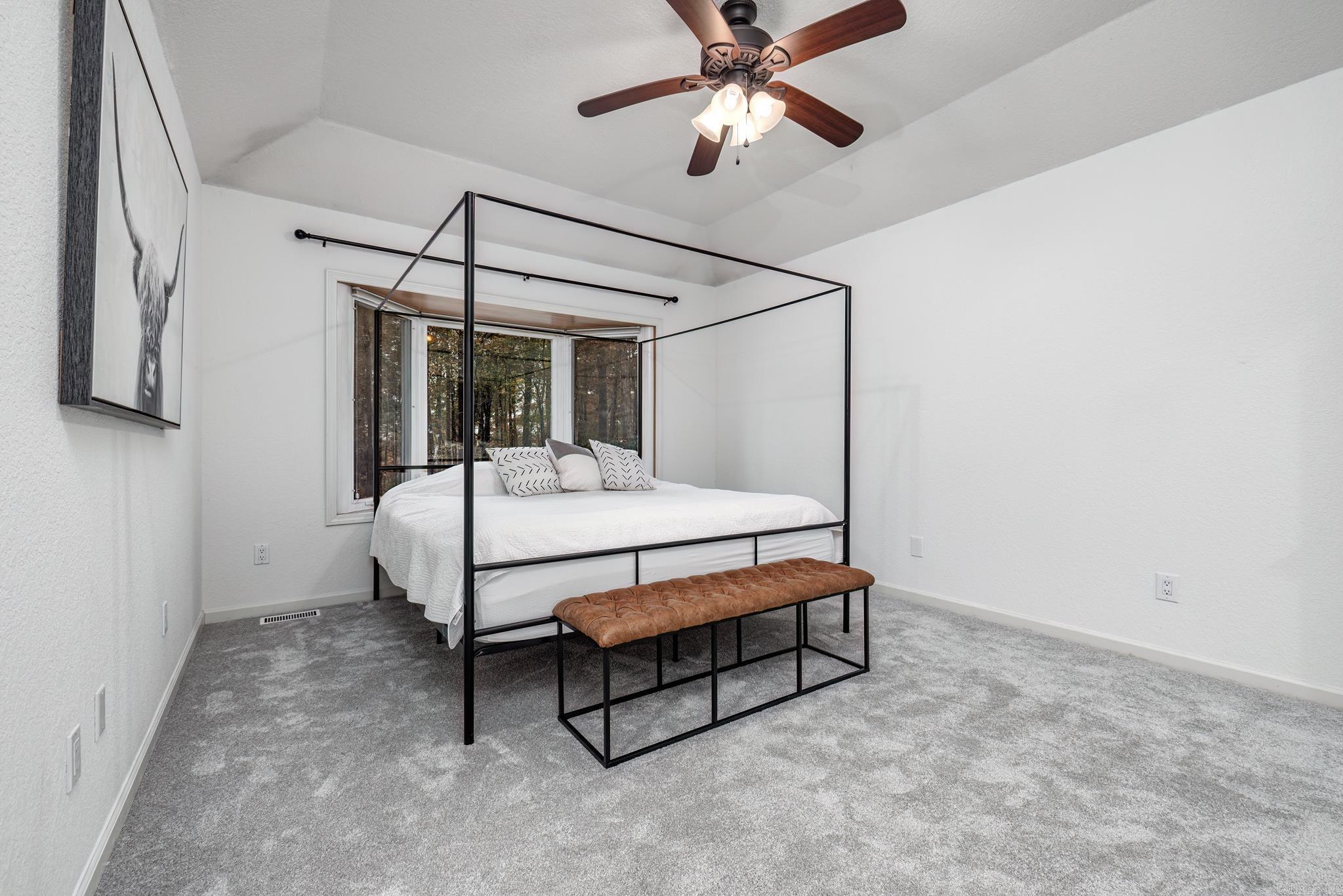 CALDERON - Residential