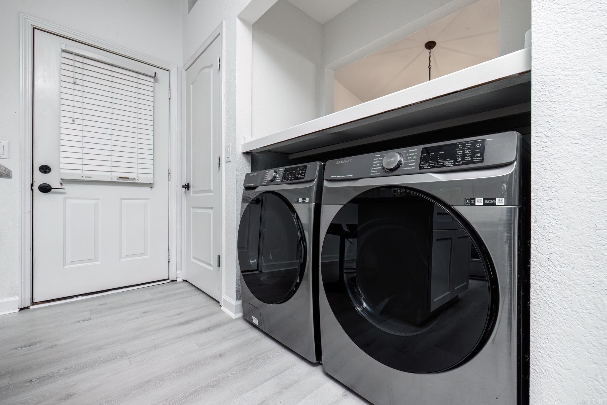 CALDERON - Residential