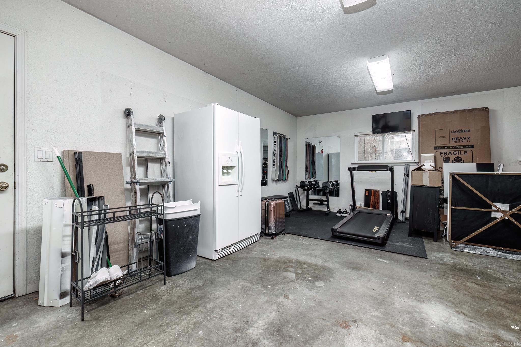 CALDERON - Residential