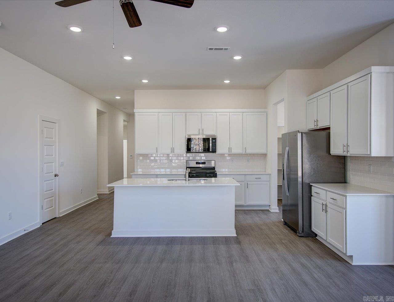 THE RESERVE AT COUNTRY CLUB PHAS - Residential