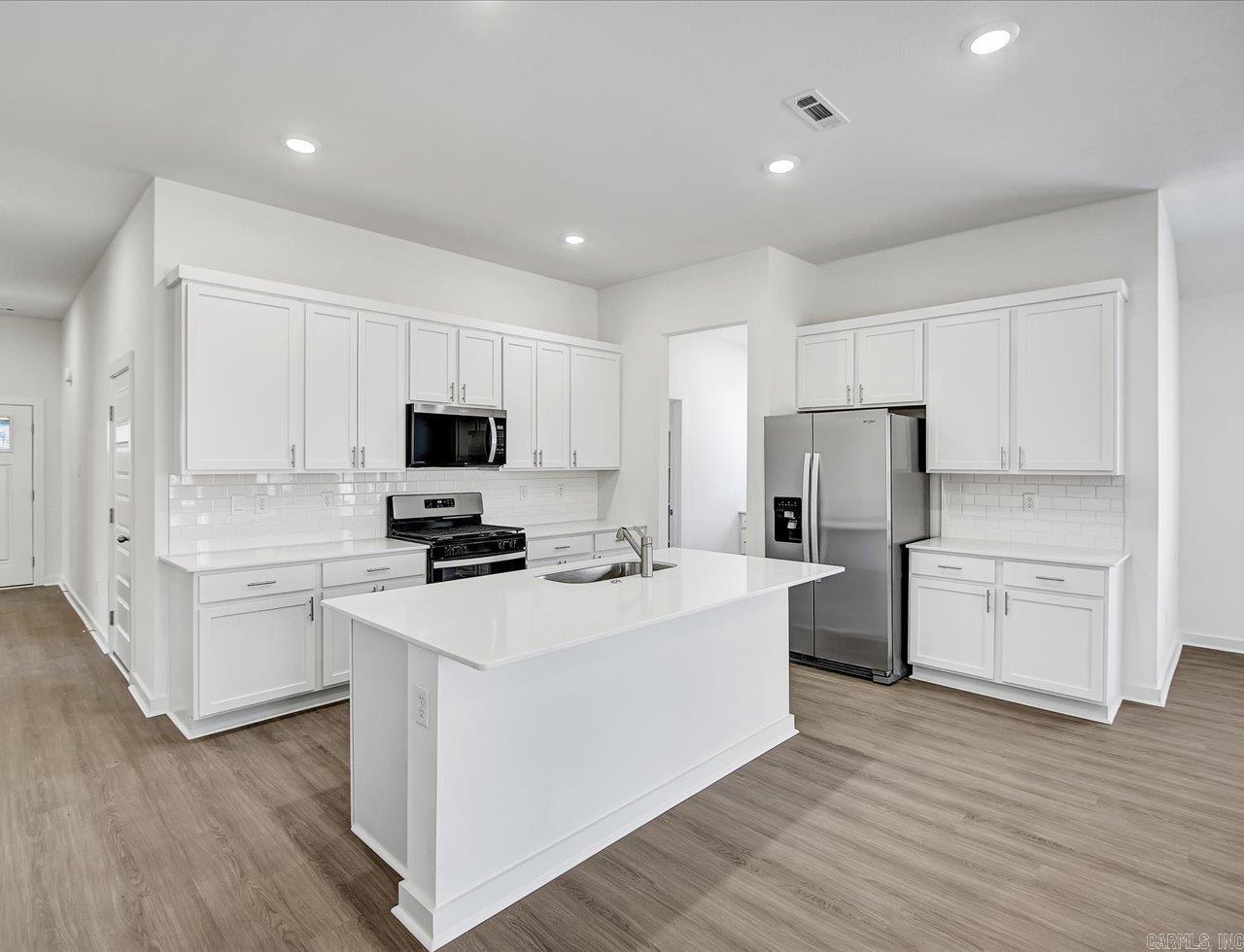 THE RESERVE AT COUNTRY CLUB PHAS - Residential