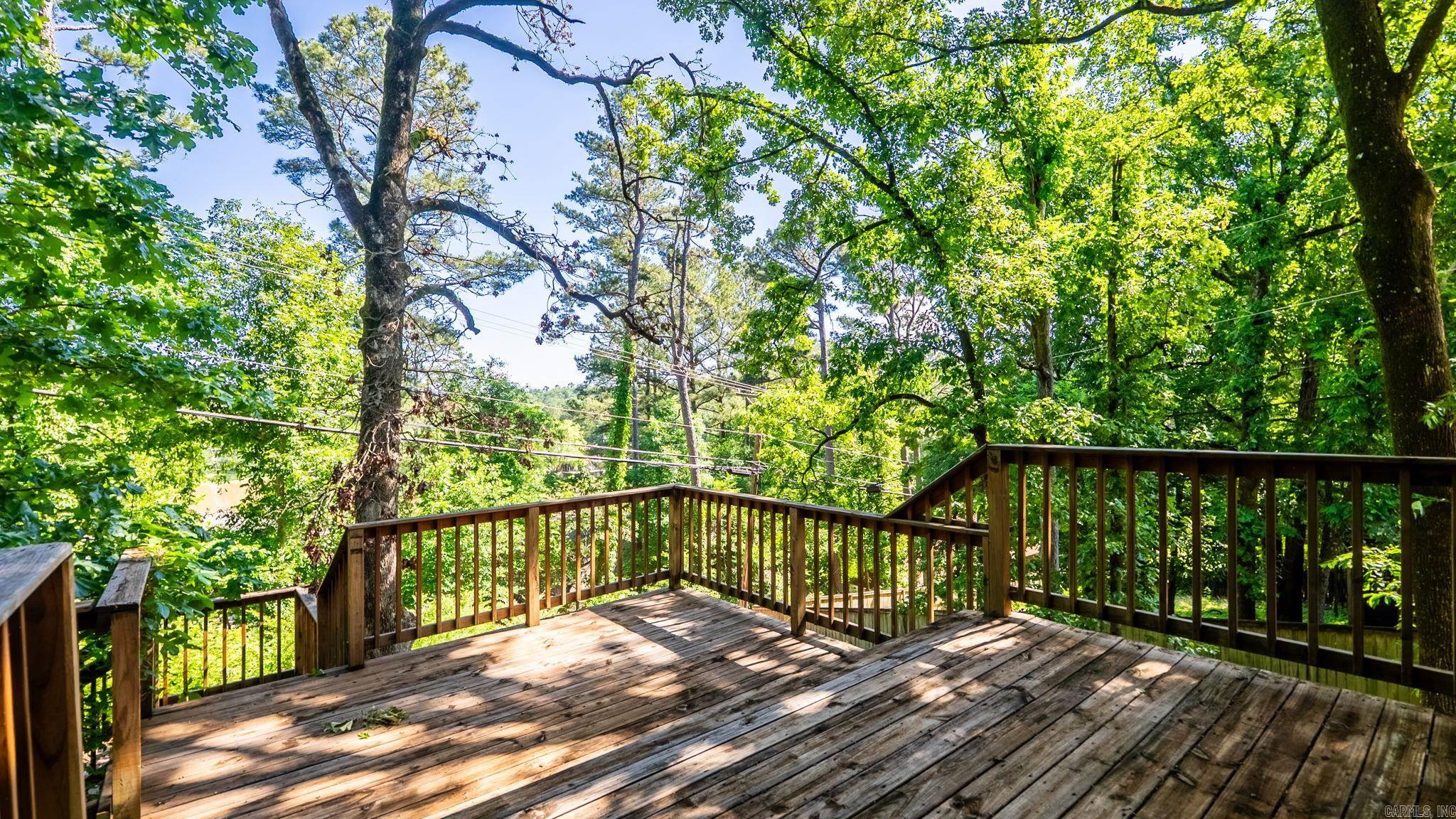 Leawood Manor 1st - Residential