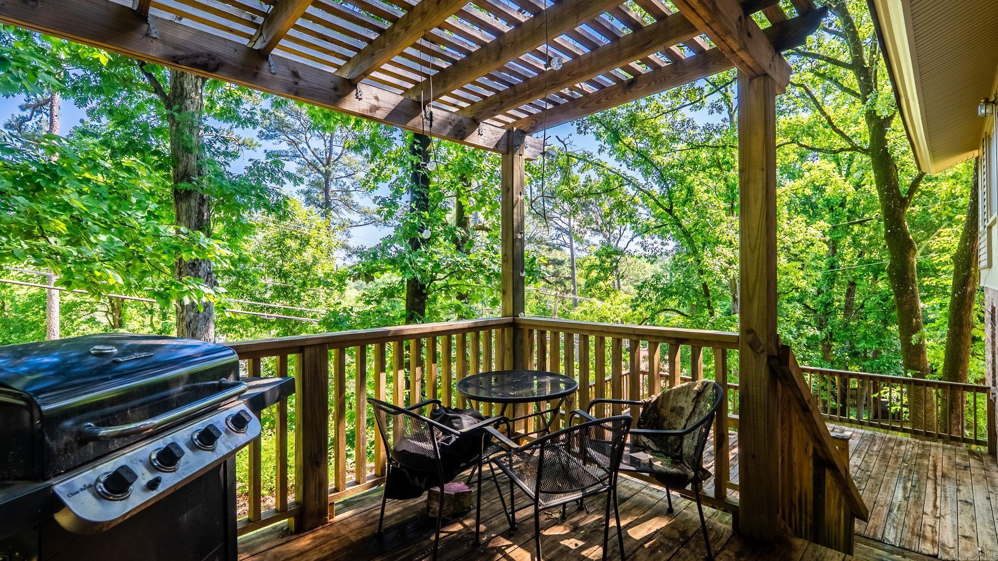 Leawood Manor 1st - Residential