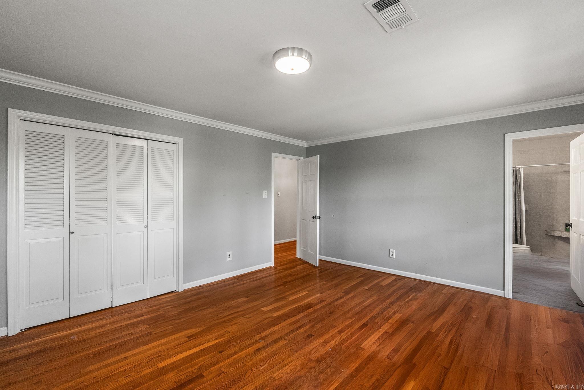 Leawood Manor 1st - Residential