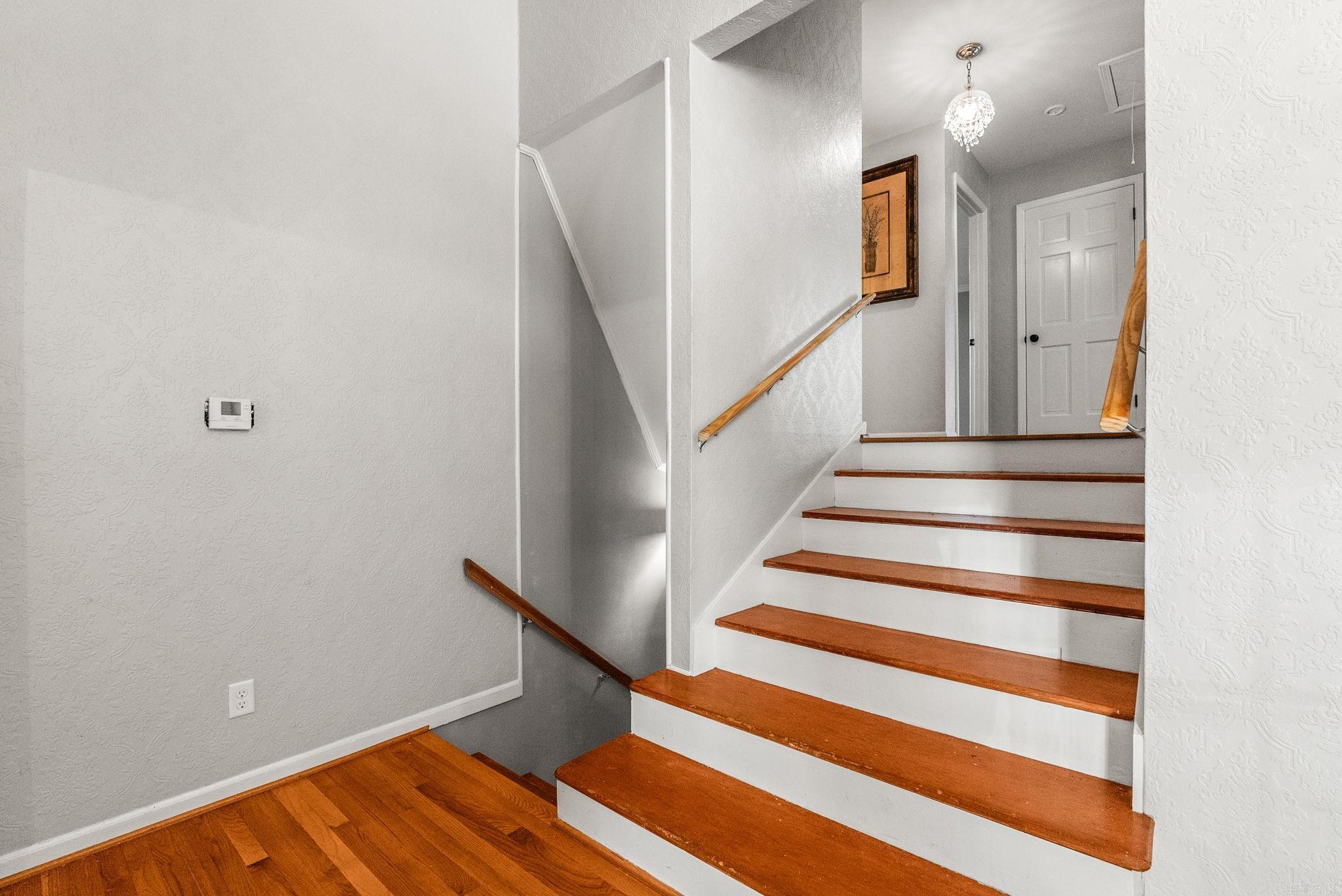 Leawood Manor 1st - Residential
