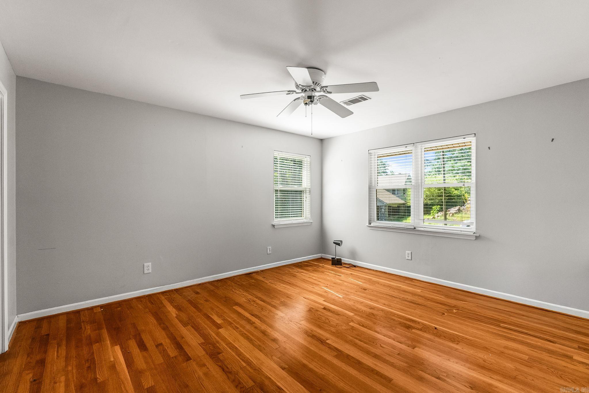 Leawood Manor 1st - Residential