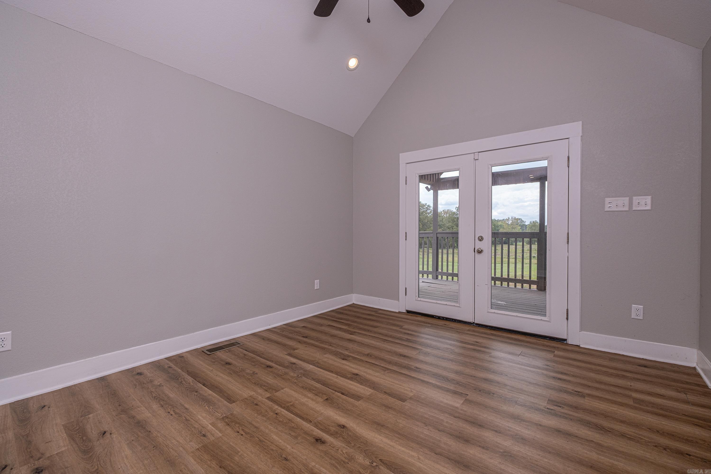 Metes & Bounds - Residential