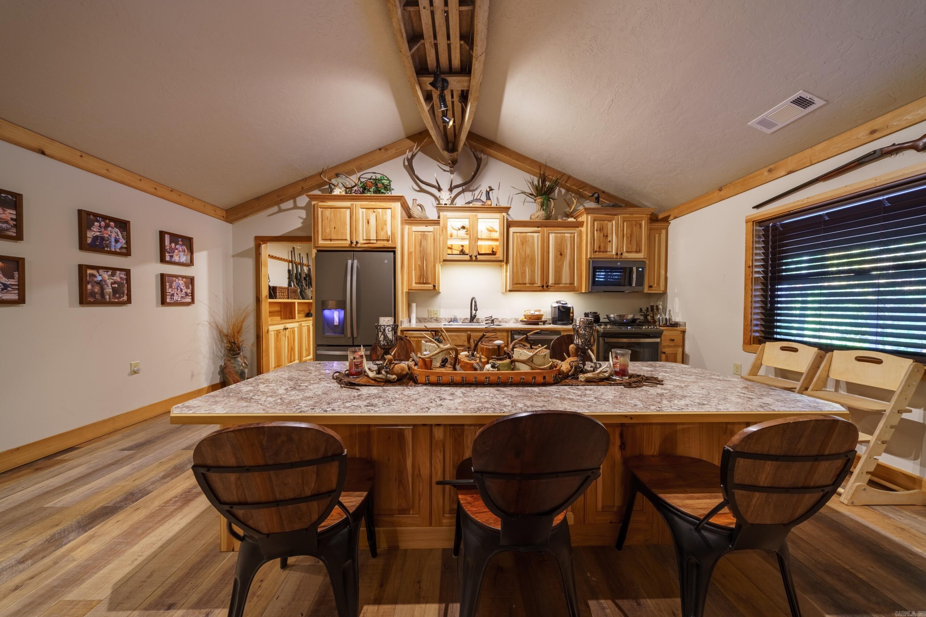 Metes & Bounds - Residential