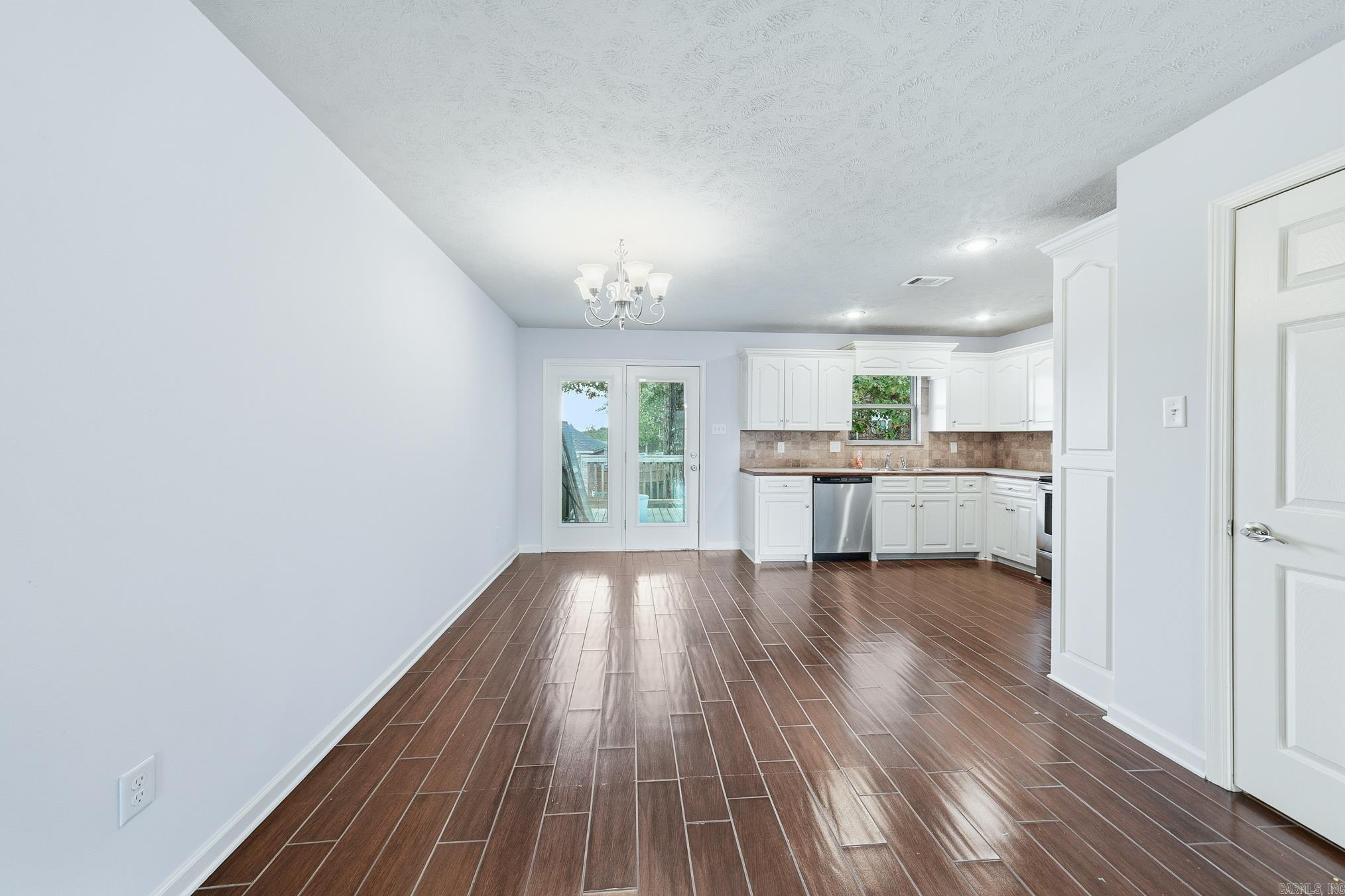 MAGNESS CREEK SUBDIVISION - Residential