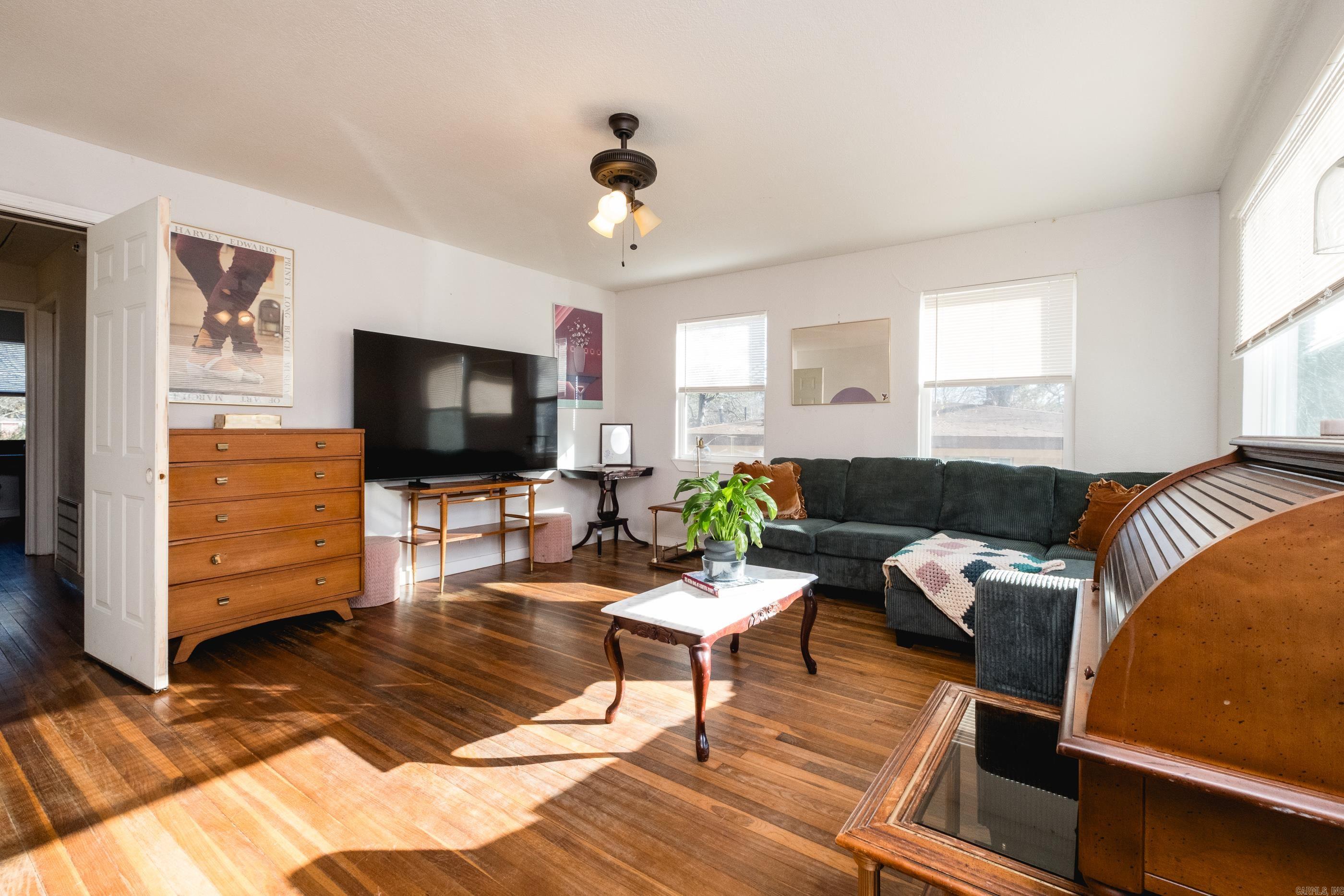 COLLEGE TERRACE - Residential