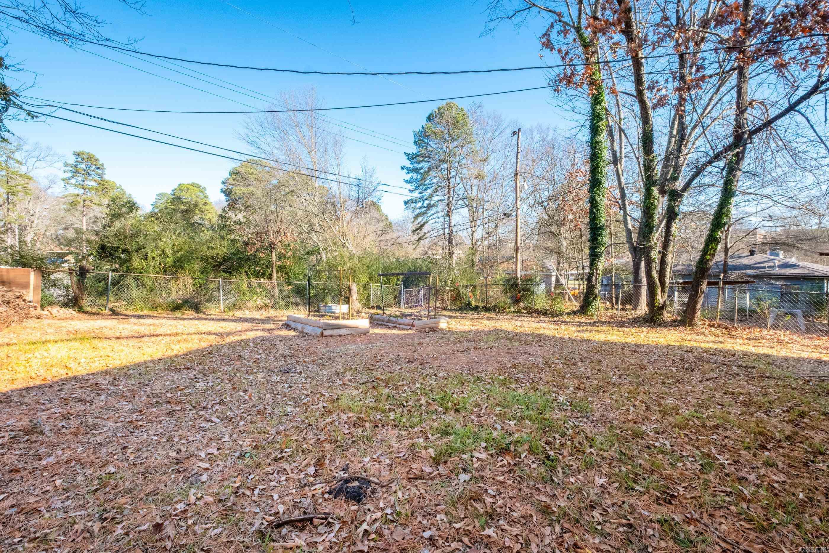 COLLEGE TERRACE - Residential