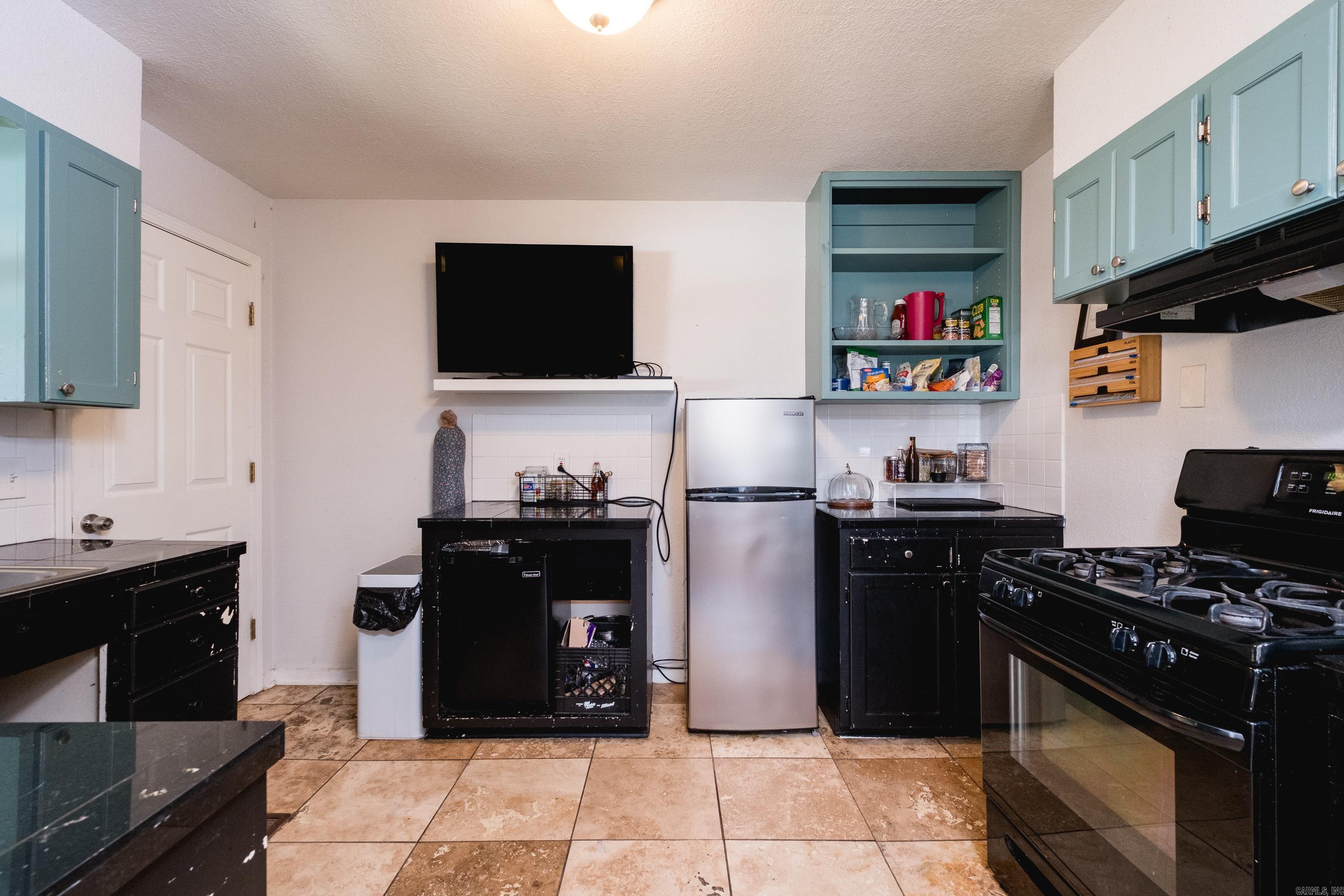 COLLEGE TERRACE - Residential