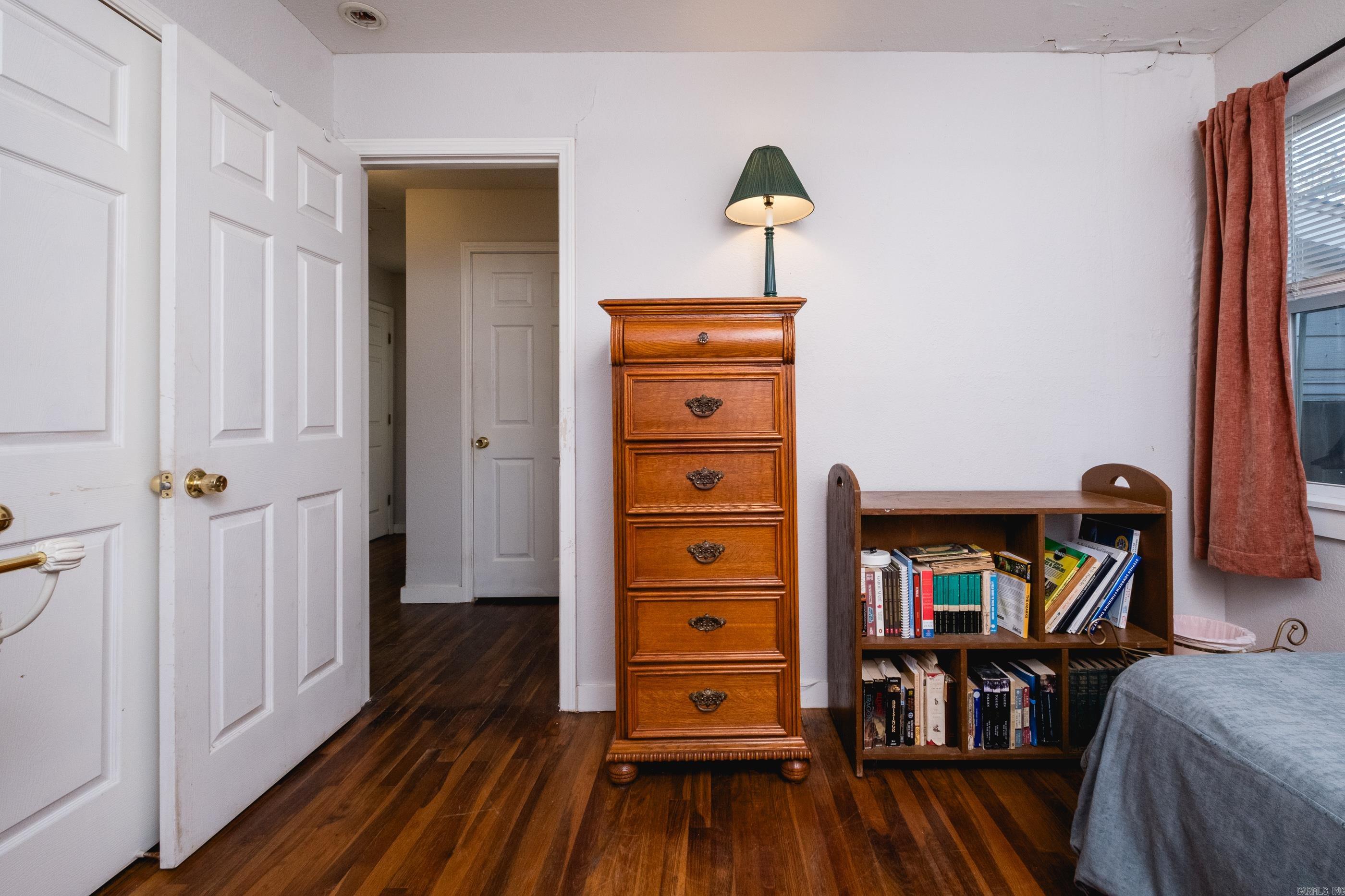 COLLEGE TERRACE - Residential