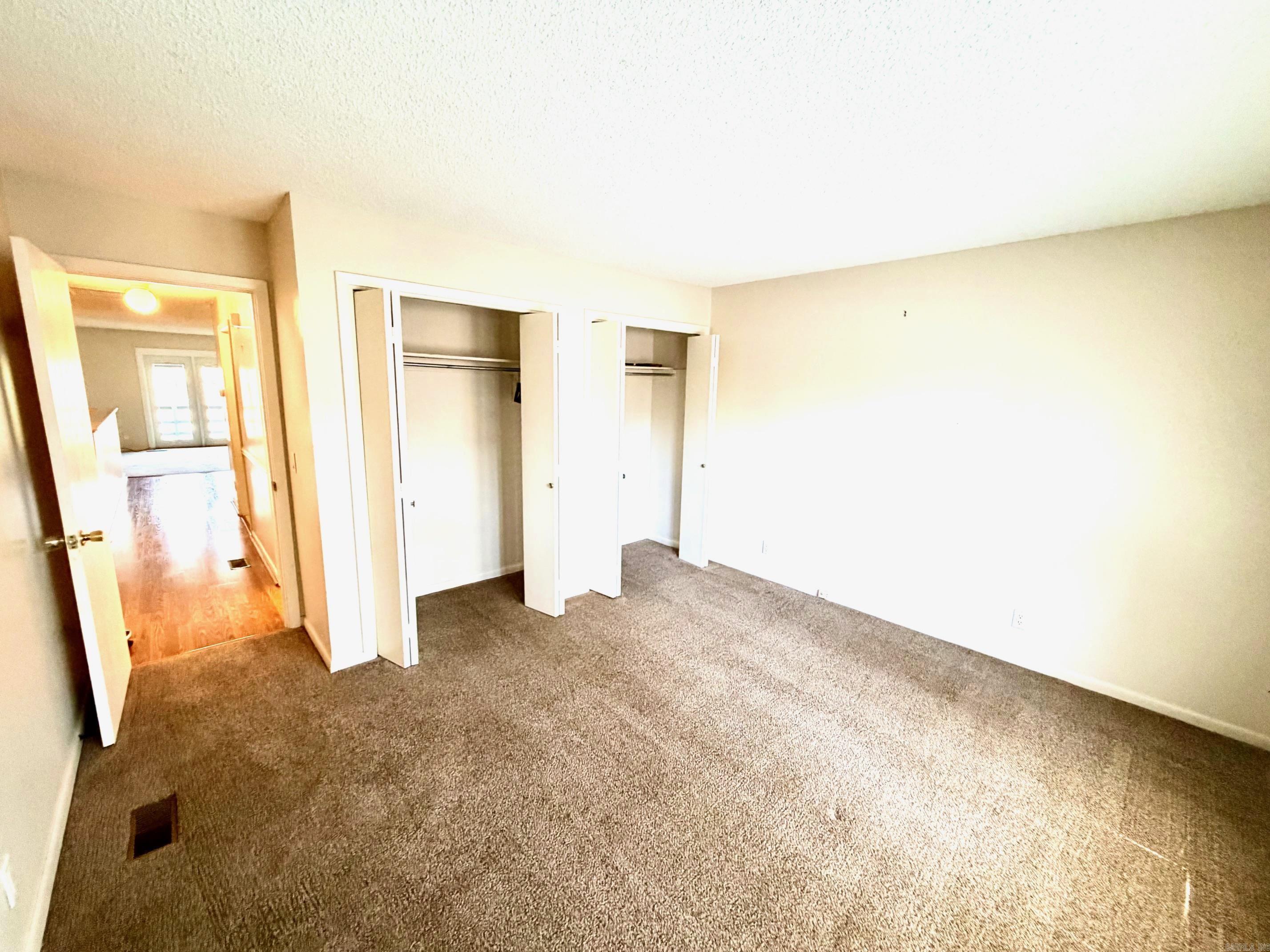 Madrid Courts - Residential