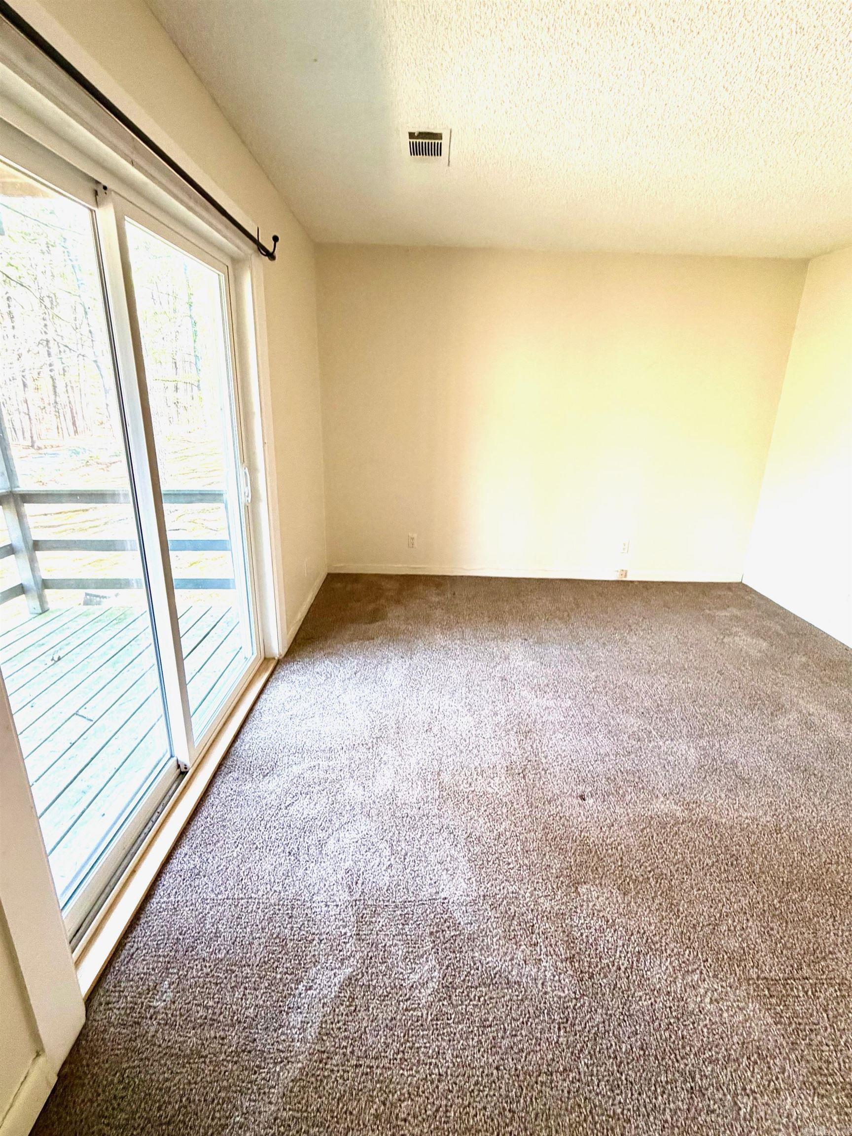 Madrid Courts - Residential