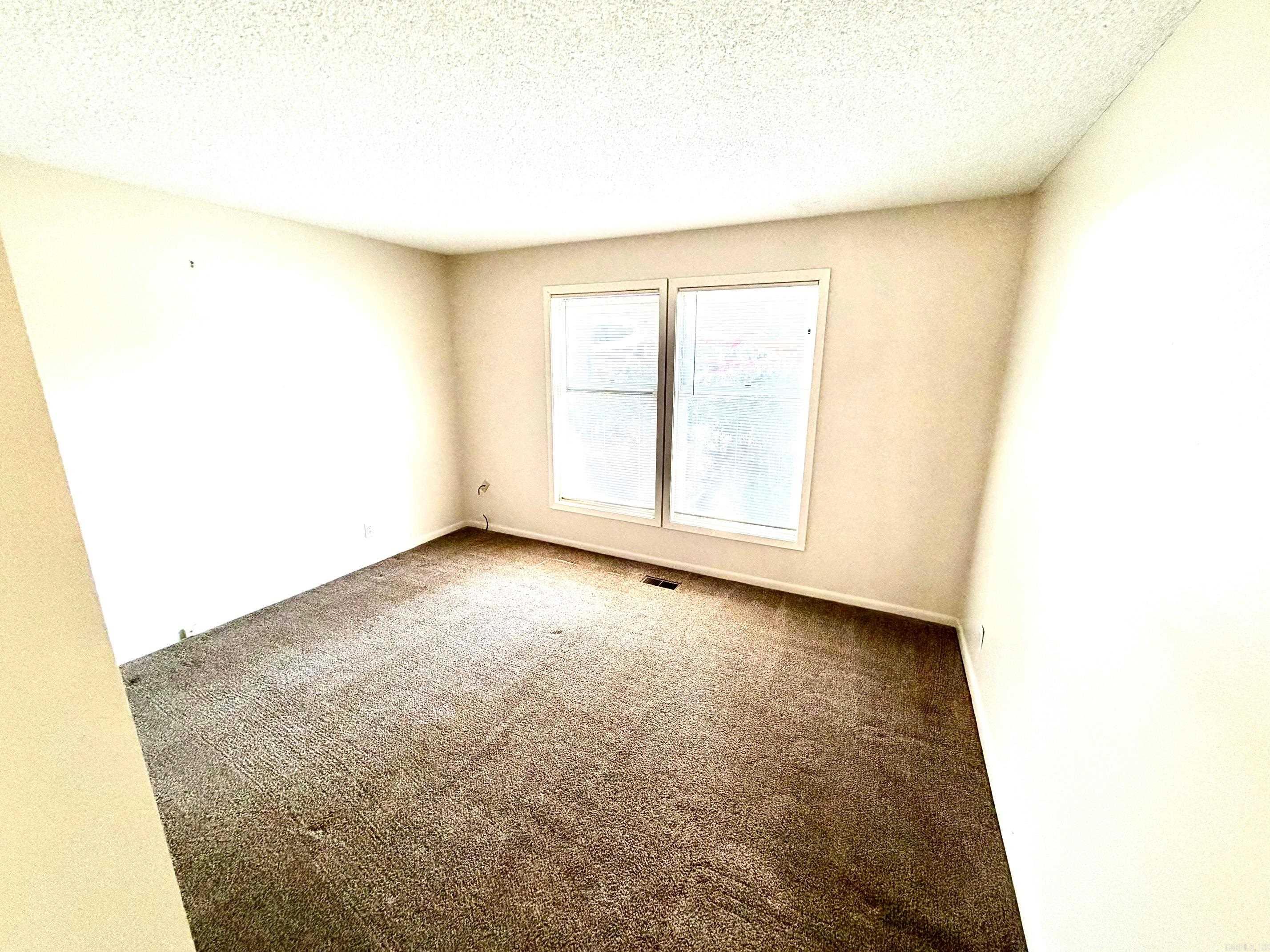 Madrid Courts - Residential