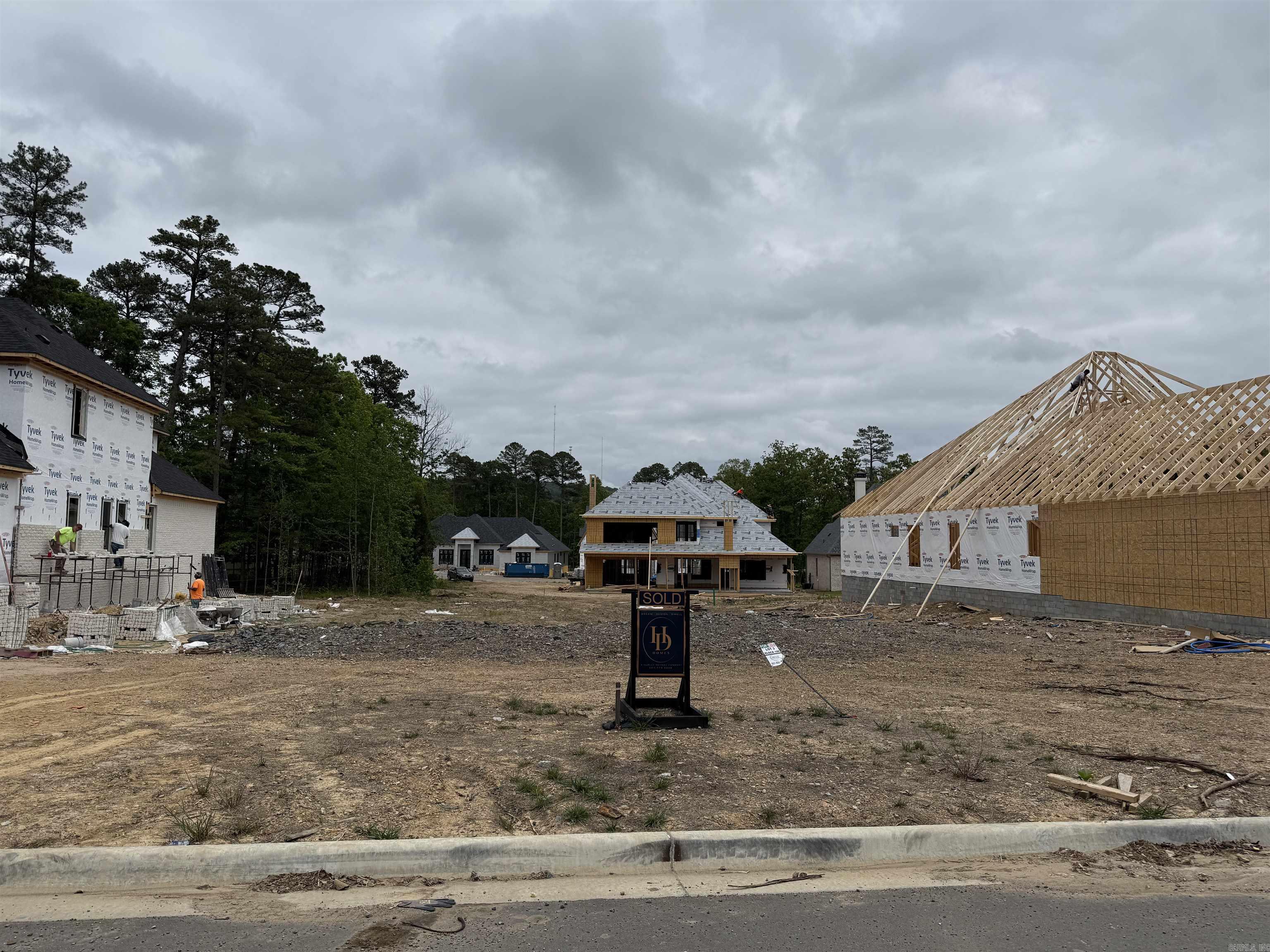 CHENAL VALLEY "MIRAMONT CIRCLE" - Land