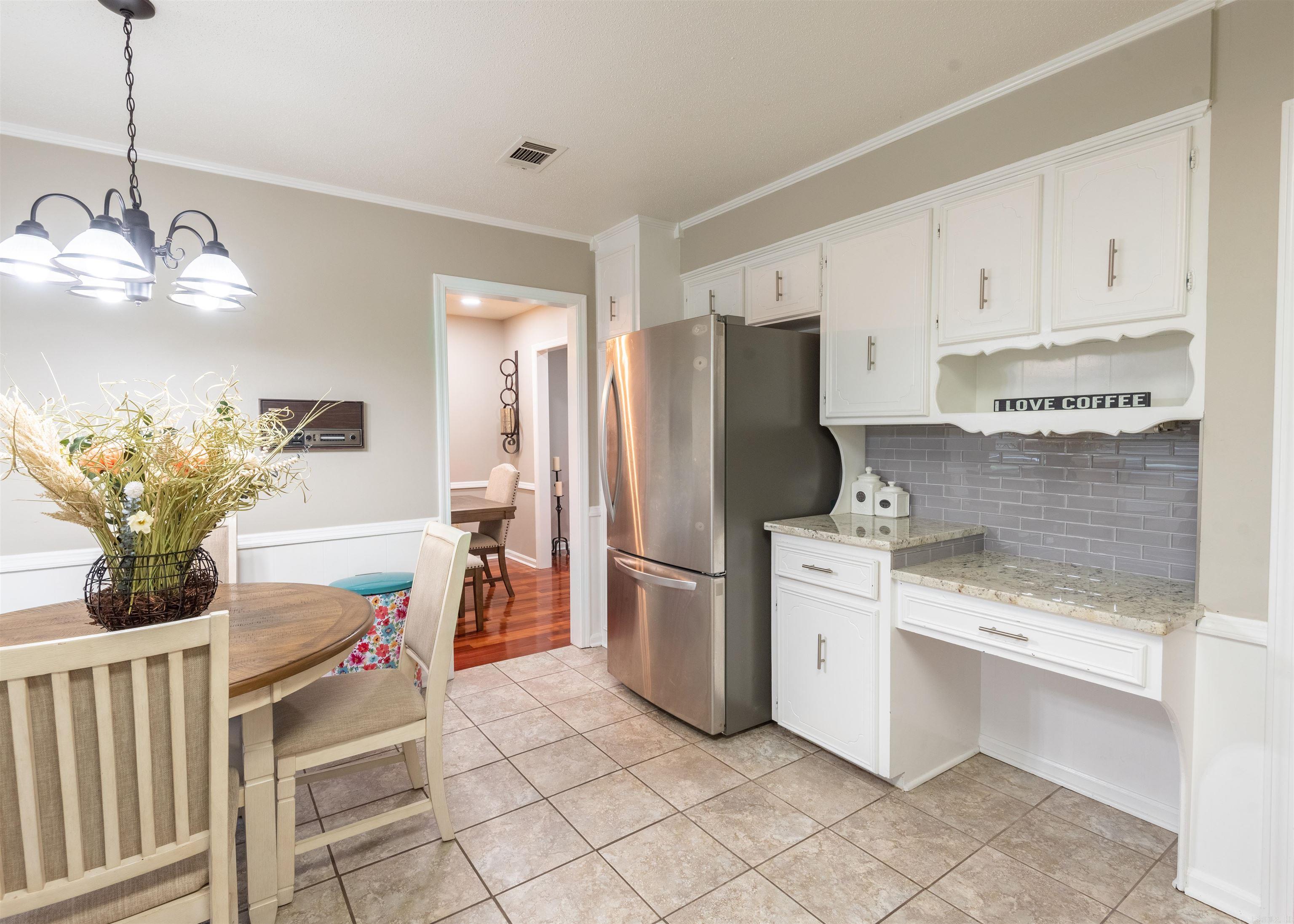 ECHO VALLEY PARK - Residential