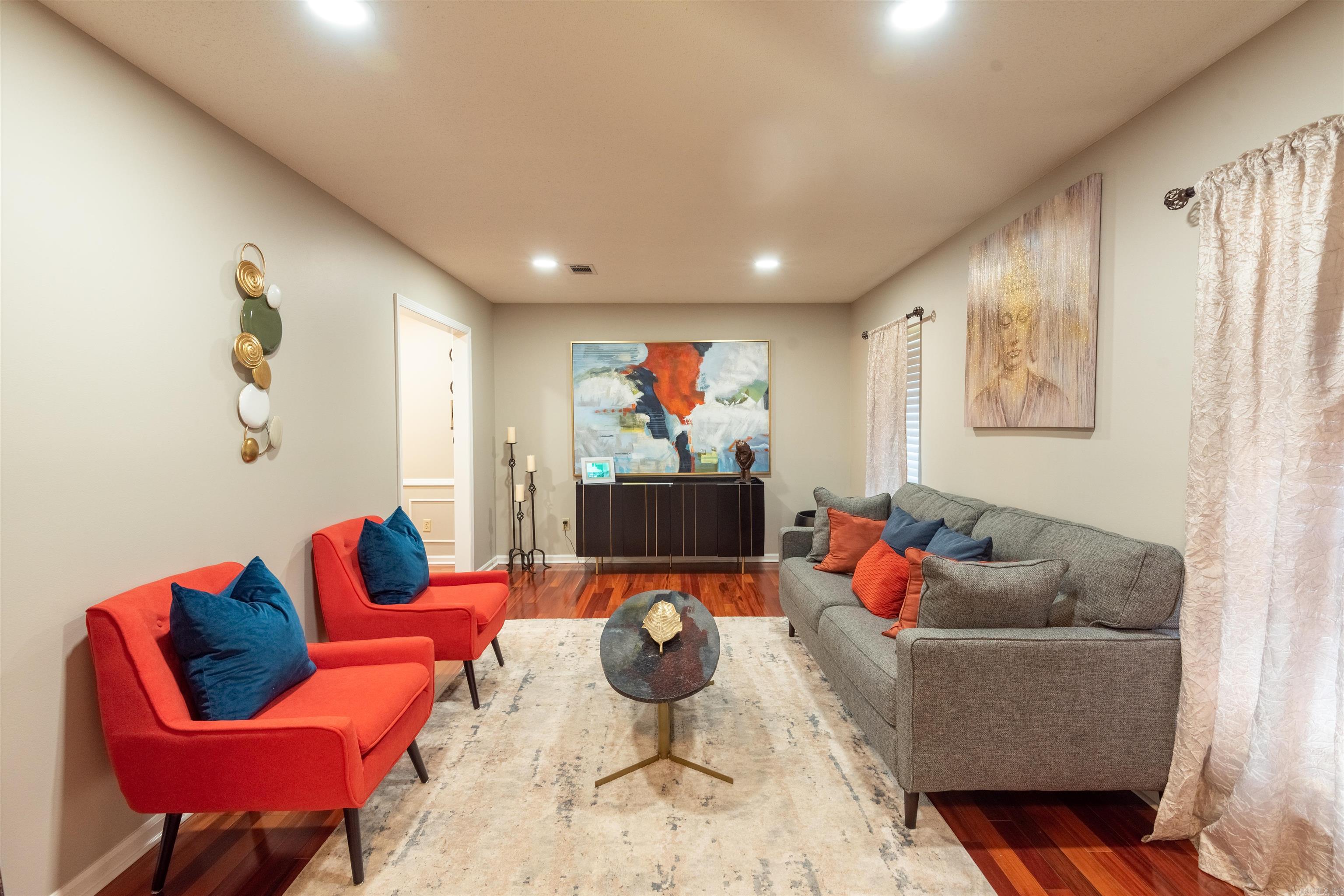 ECHO VALLEY PARK - Residential