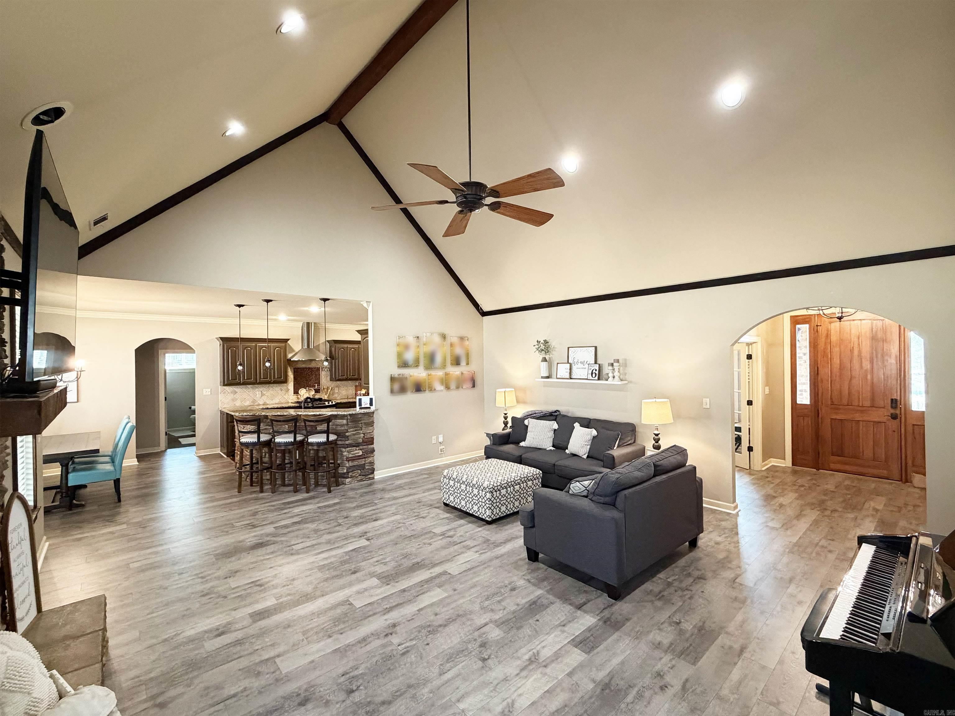 HERITAGE FARM - Residential