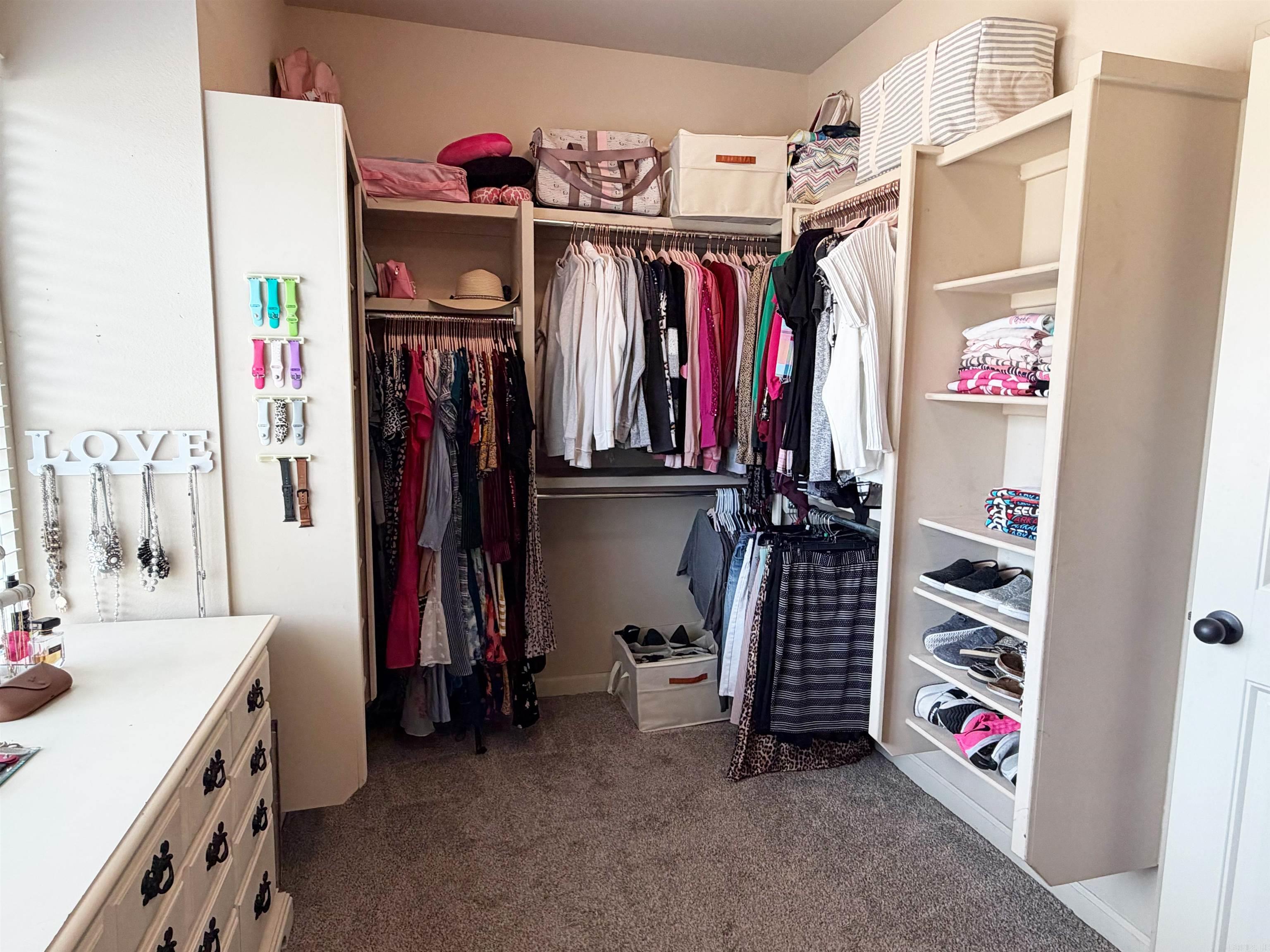 HERITAGE FARM - Residential