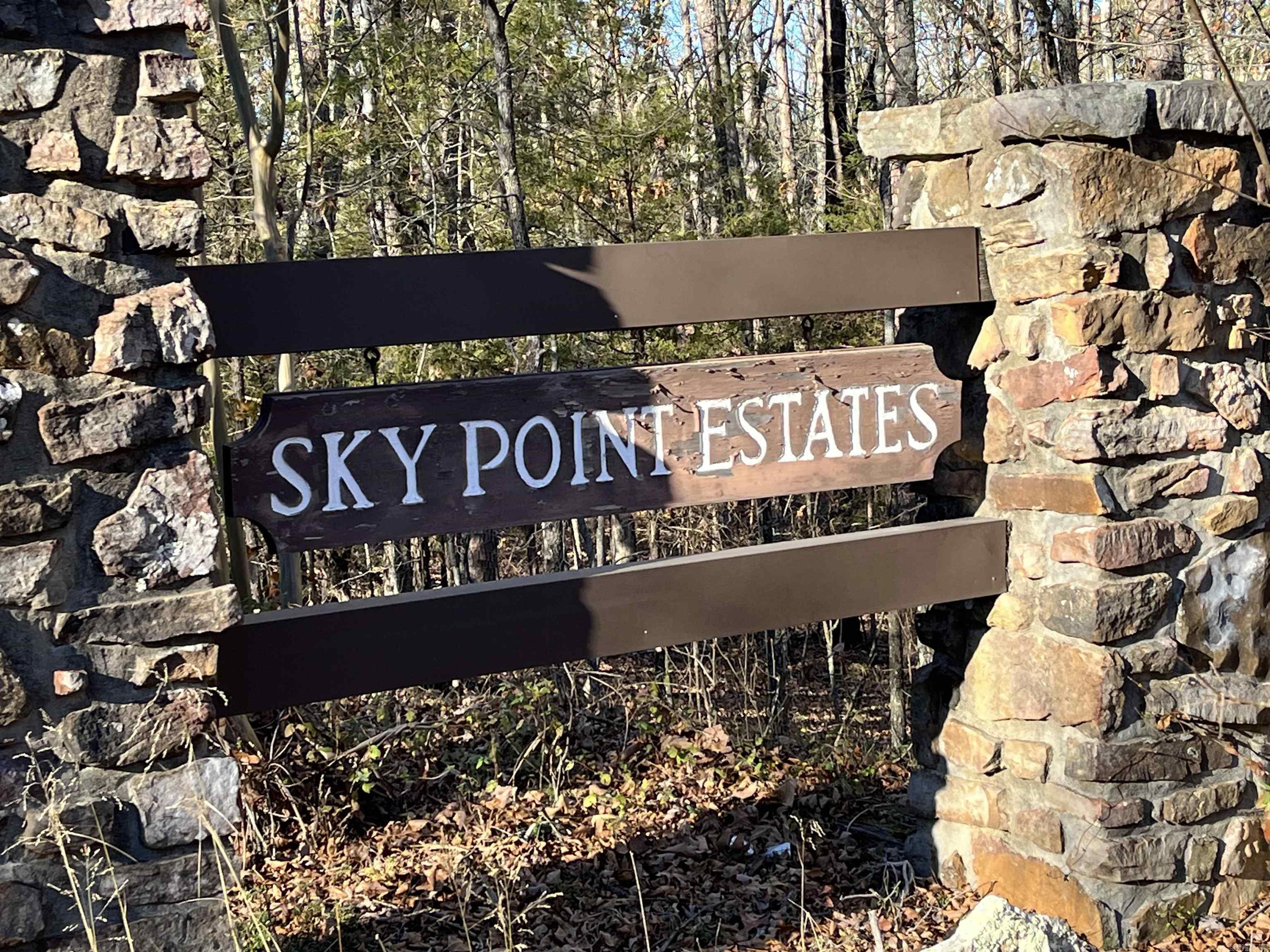 SKYPOINT ESTATES - Residential