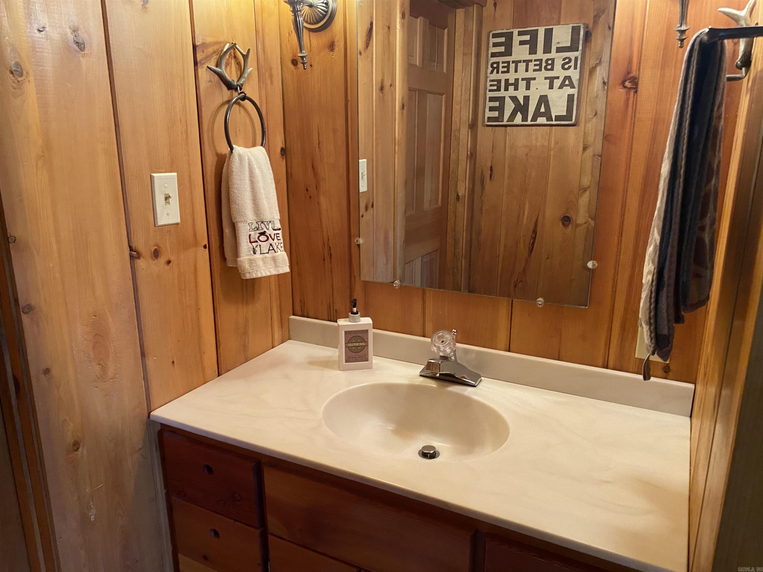 SKYPOINT ESTATES - Residential